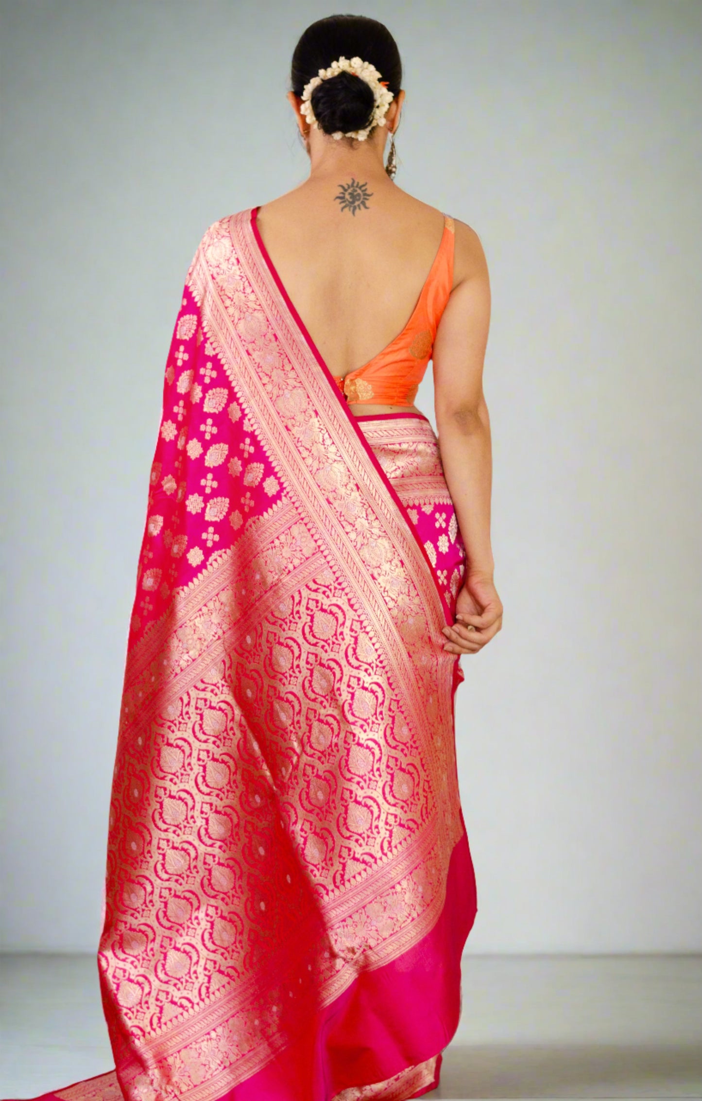 Rani Colour  Pure  Meenakari /Silver Alfi Jangle Weaving Handloom Katan Mulbery Silk Saree