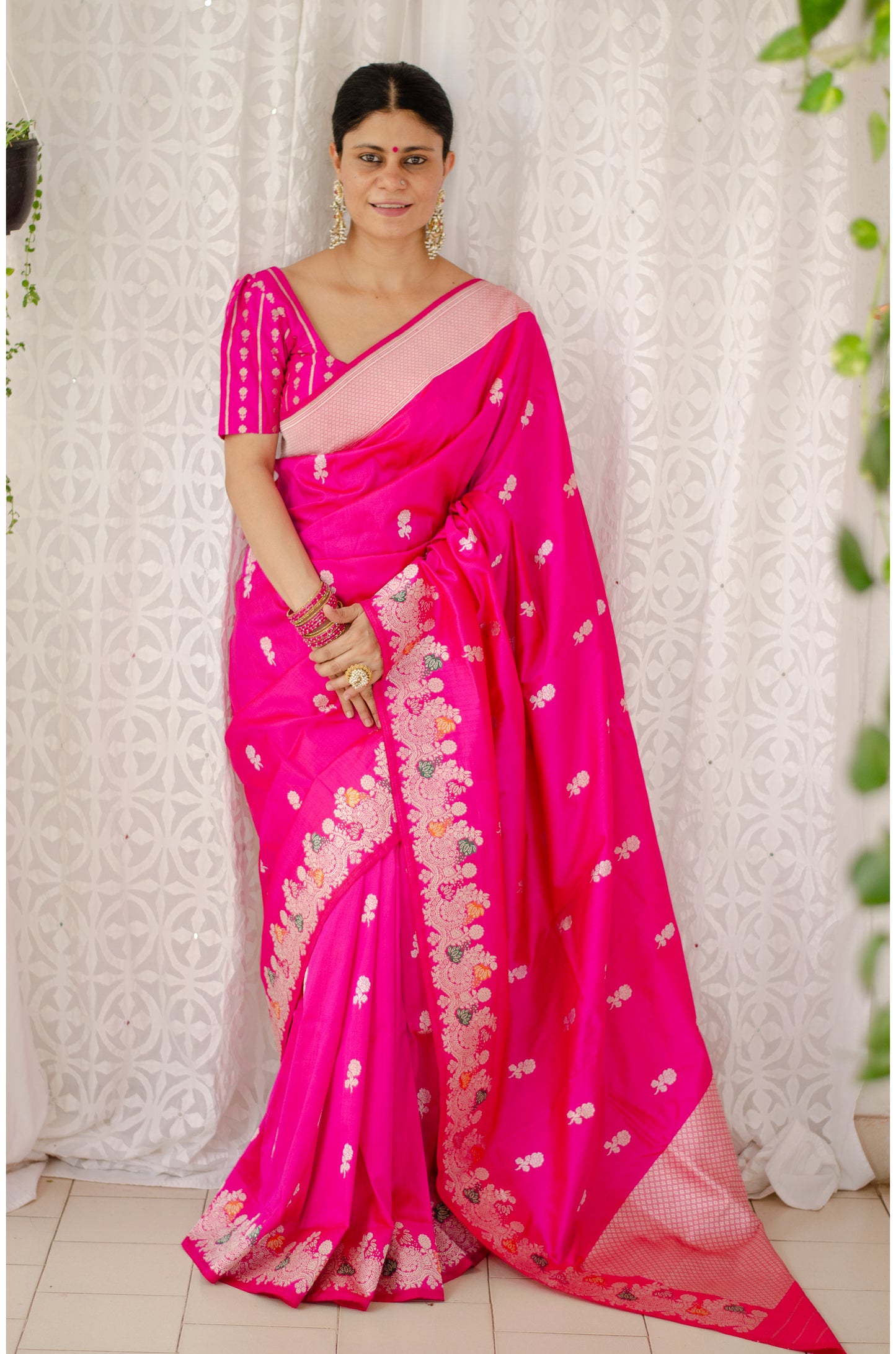Rani Pink Colour  Meenakari /Silver Jangle  kadwa Weaving Handwoven Katan Mulbery Silk Saree