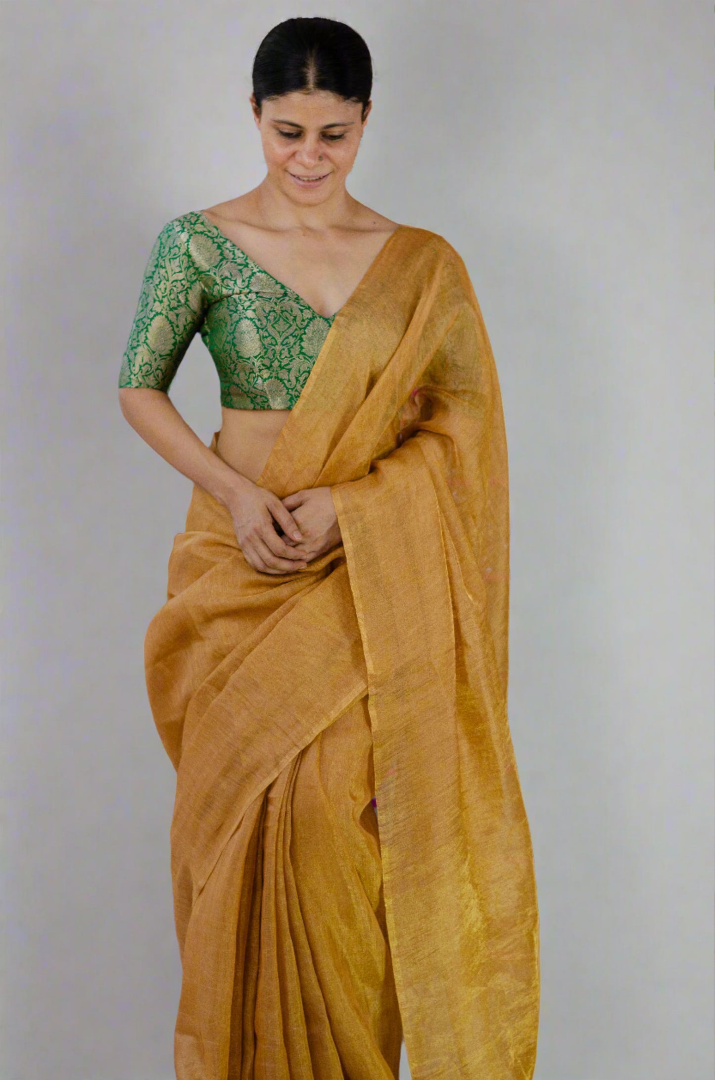 Handloom Metallic Linen Saree