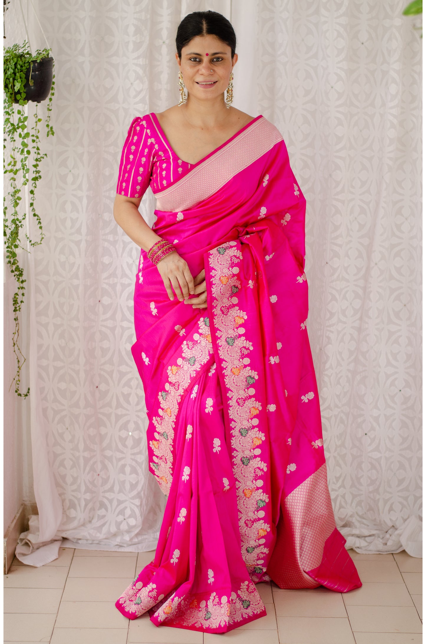 Rani Pink Colour  Meenakari /Silver Jangle  kadwa Weaving Handwoven Katan Mulbery Silk Saree