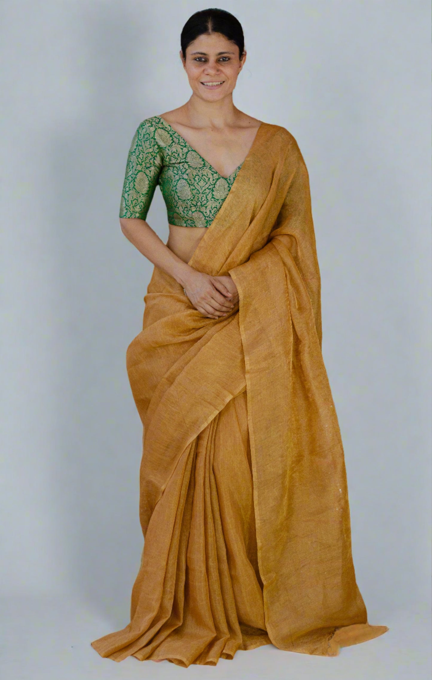Handloom Metallic Linen Saree