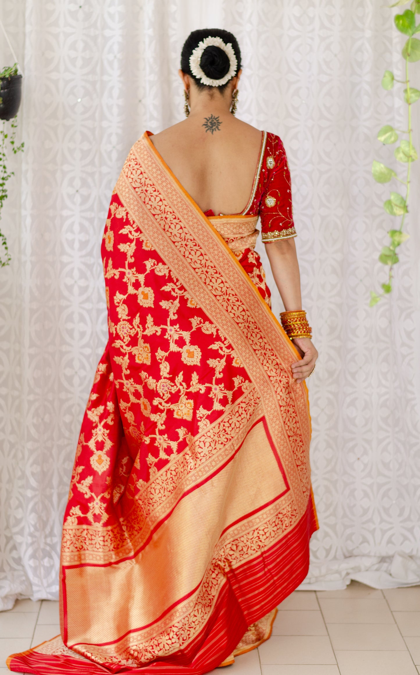 Deep Red Colour  Meenakari /Silver Jangle /Gold  kadwa Weaving Handwoven Katan Mulbery Silk Saree