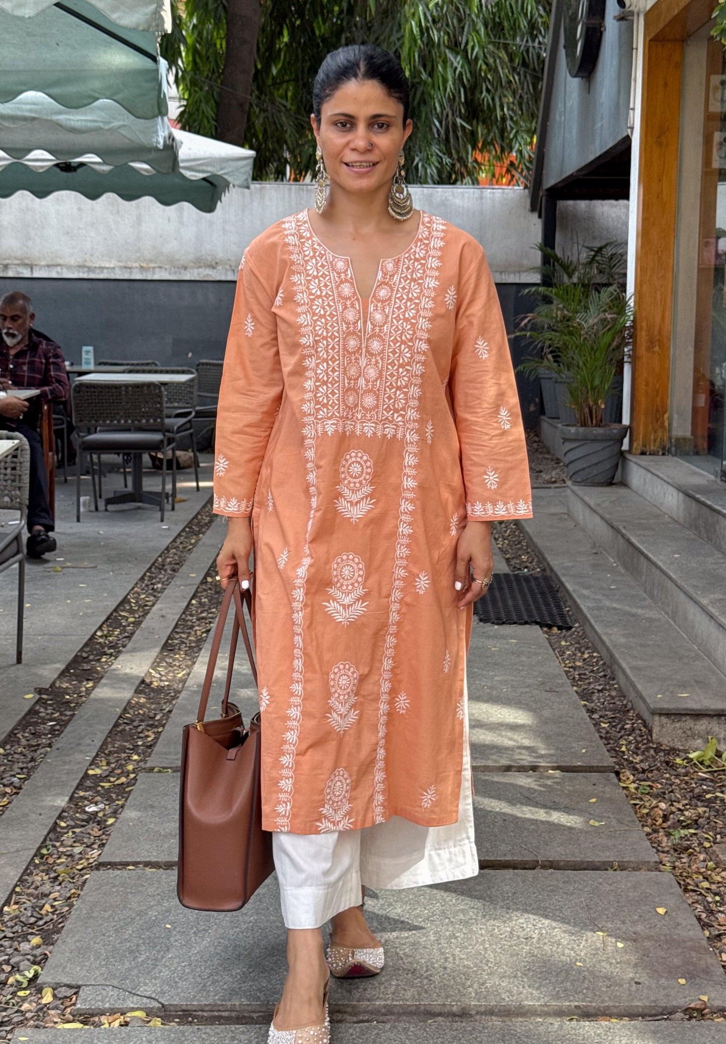 Handloom And Handembroidered Chikankari Cotton Kurta