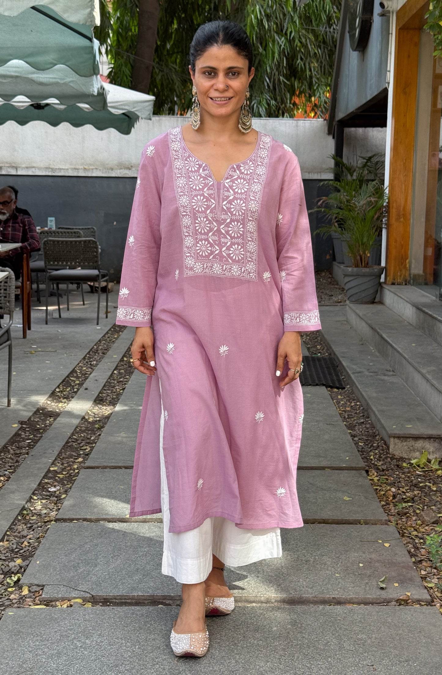 Handloom And Handembroidered Chikankari  Cotton Kurta