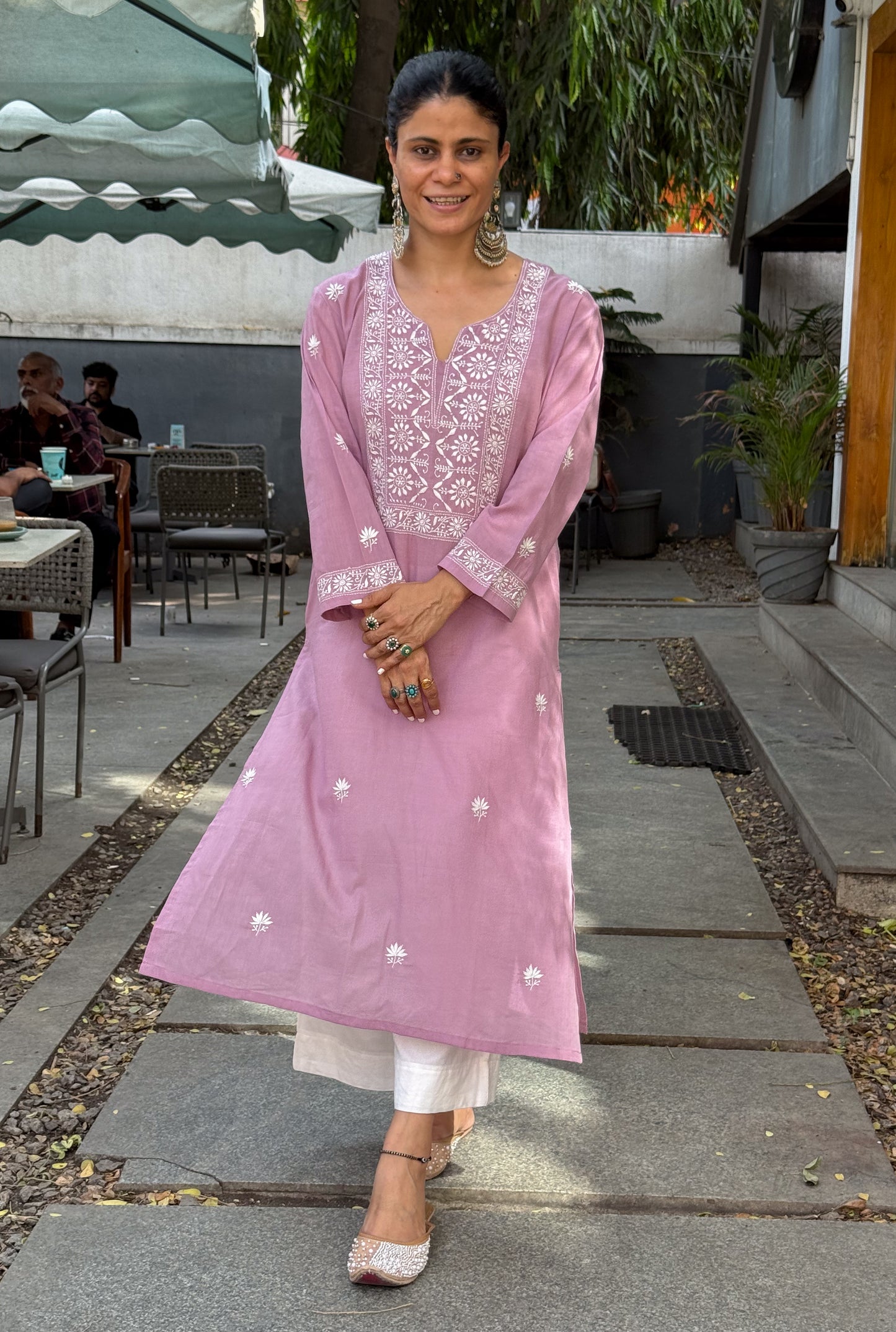 Handloom And Handembroidered Chikankari  Cotton Kurta
