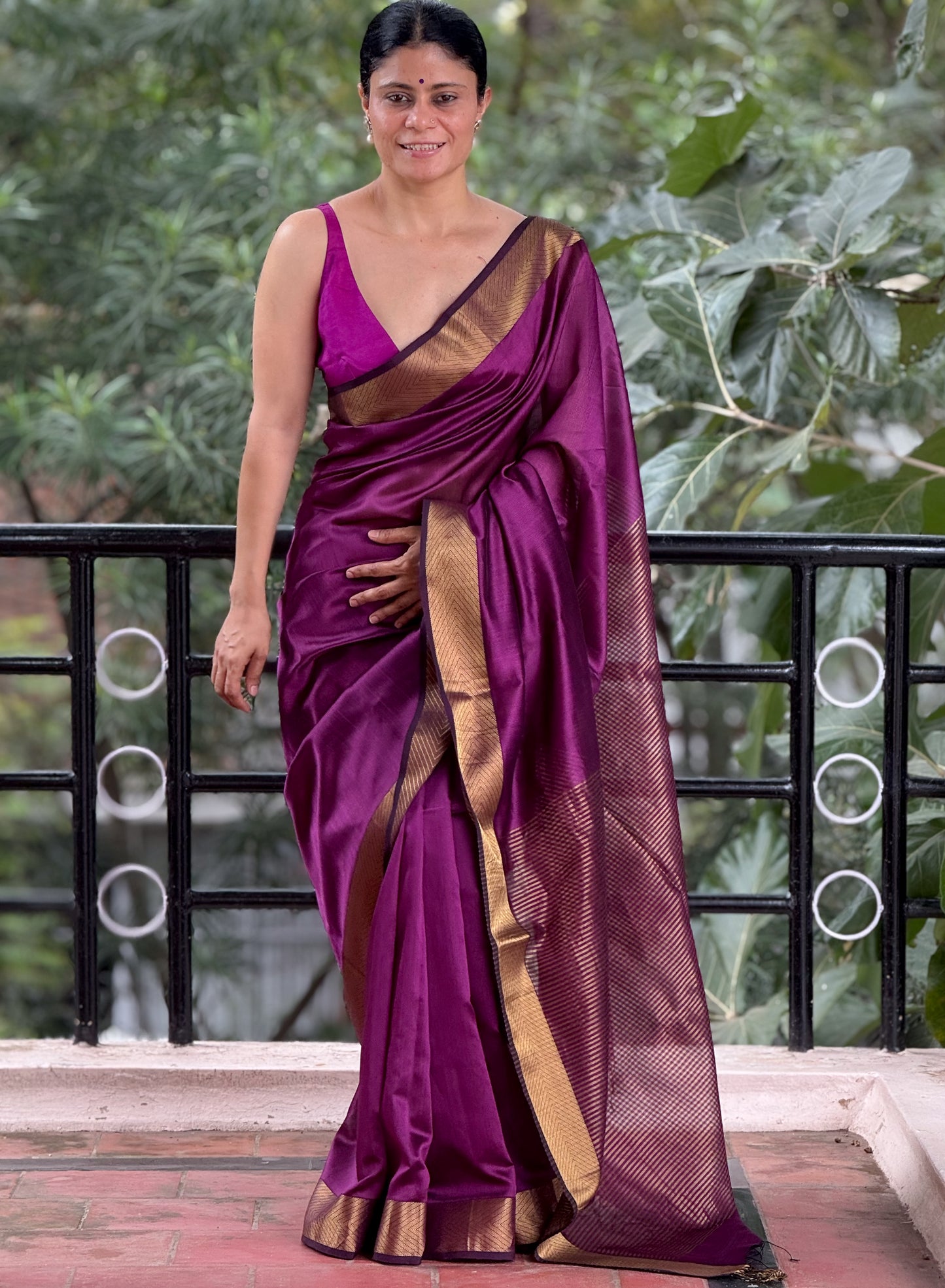 Handloom Maheshwari Resham Silk Saree .