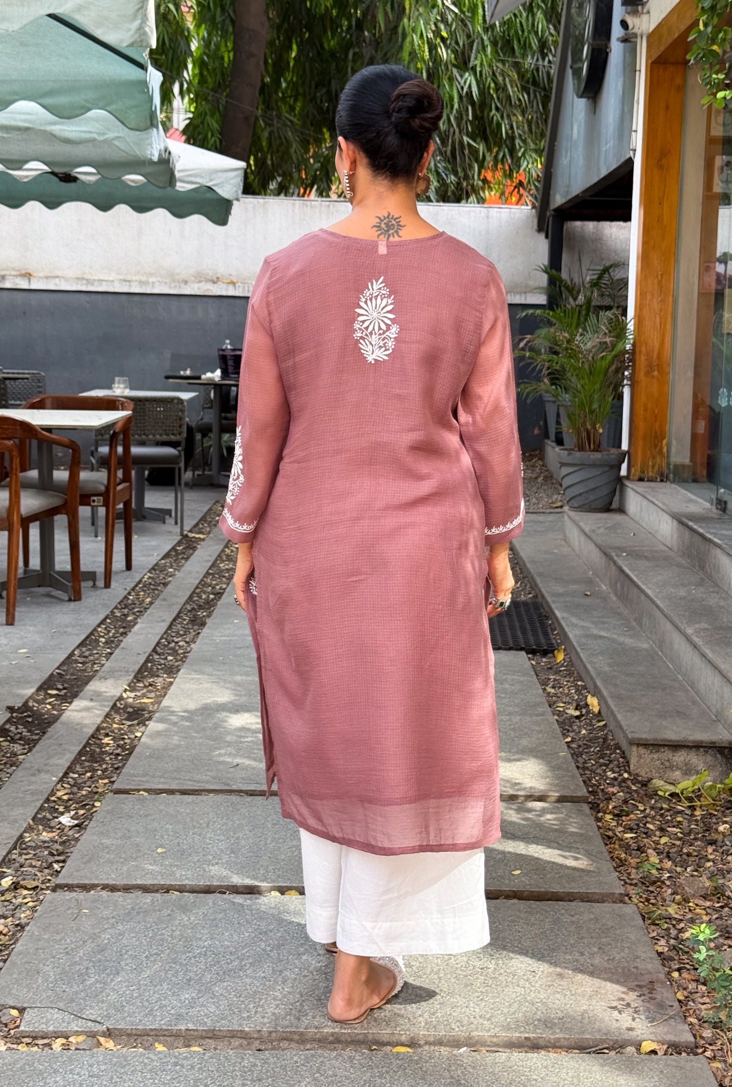 Handloom And Handembroidered Chikankari Kota Doria  Kurta