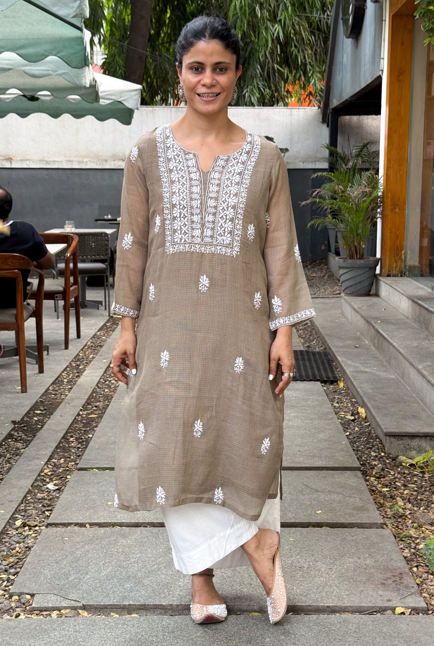 Handembroidered Chikankari Kota Doria