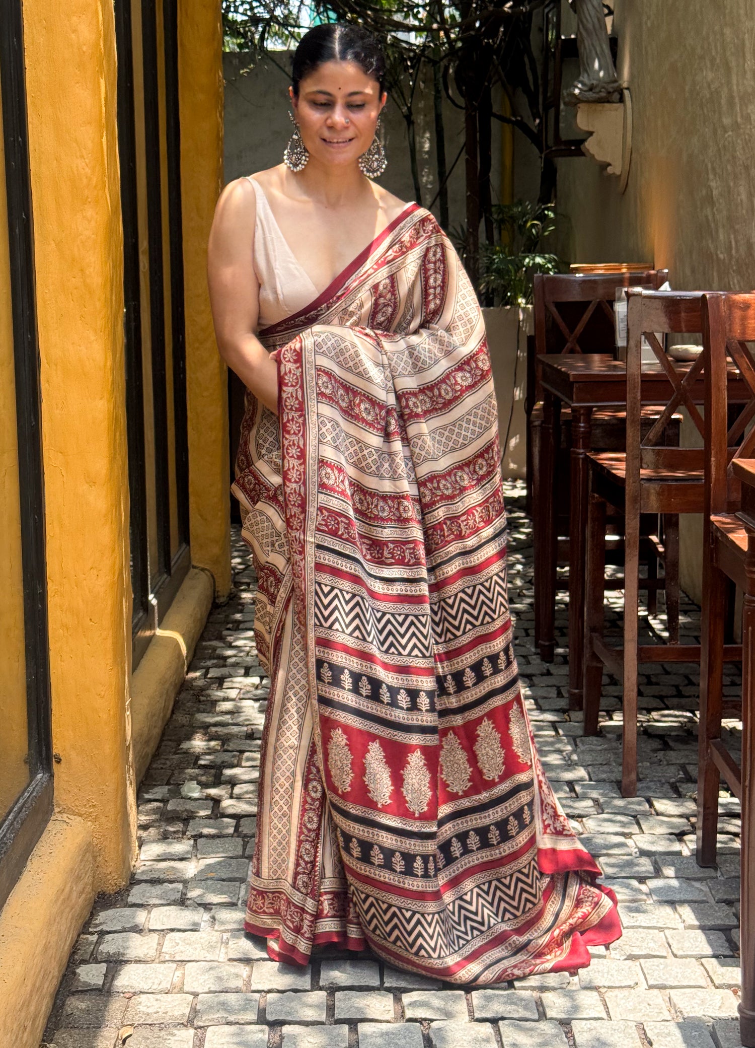 Handloom Modal Silk With Handblock Bagh Printed.