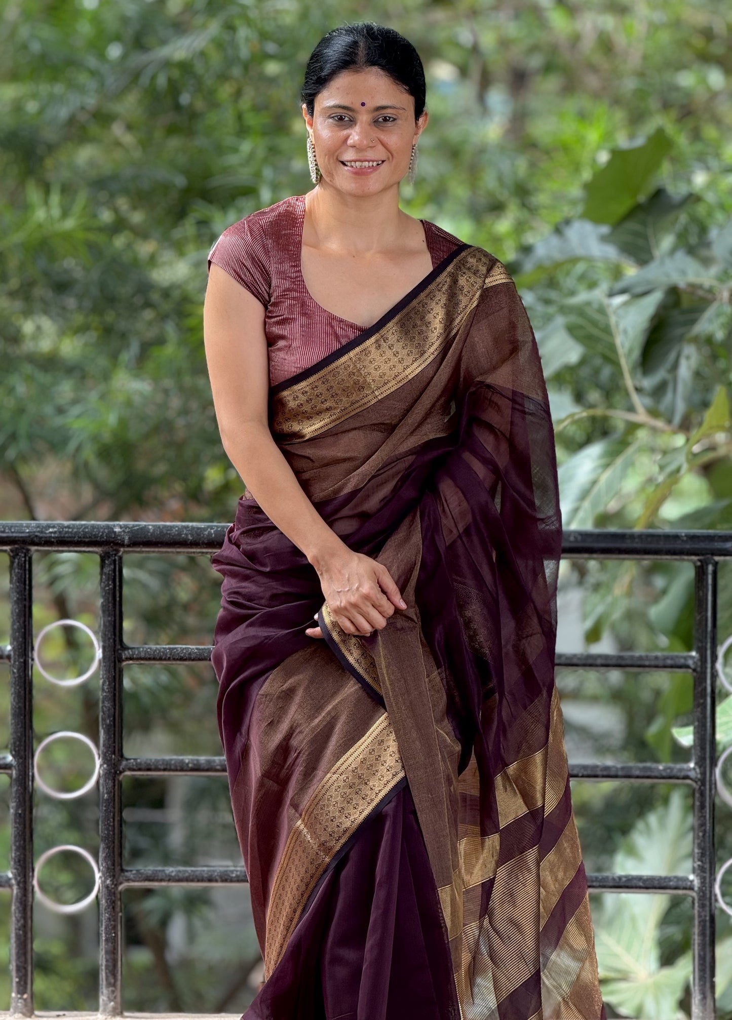 Handloom Maheshwari Resham Silk Saree .