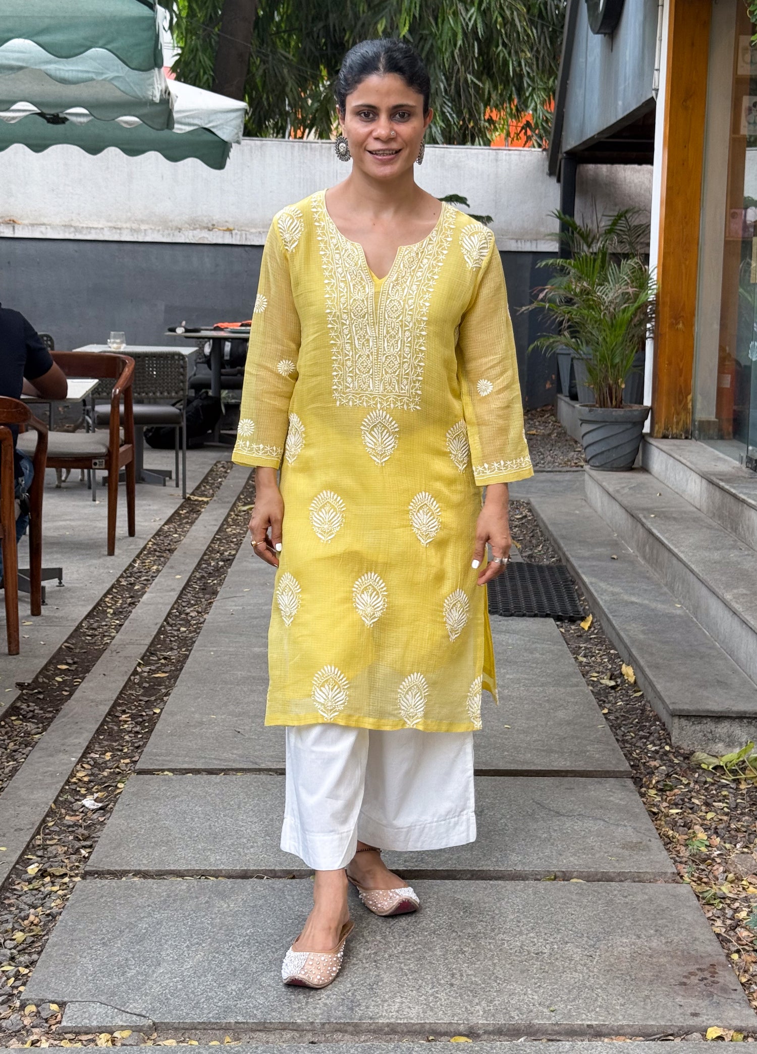 Handloom And Handembroidered Chikankari Kota Doria  Kurta