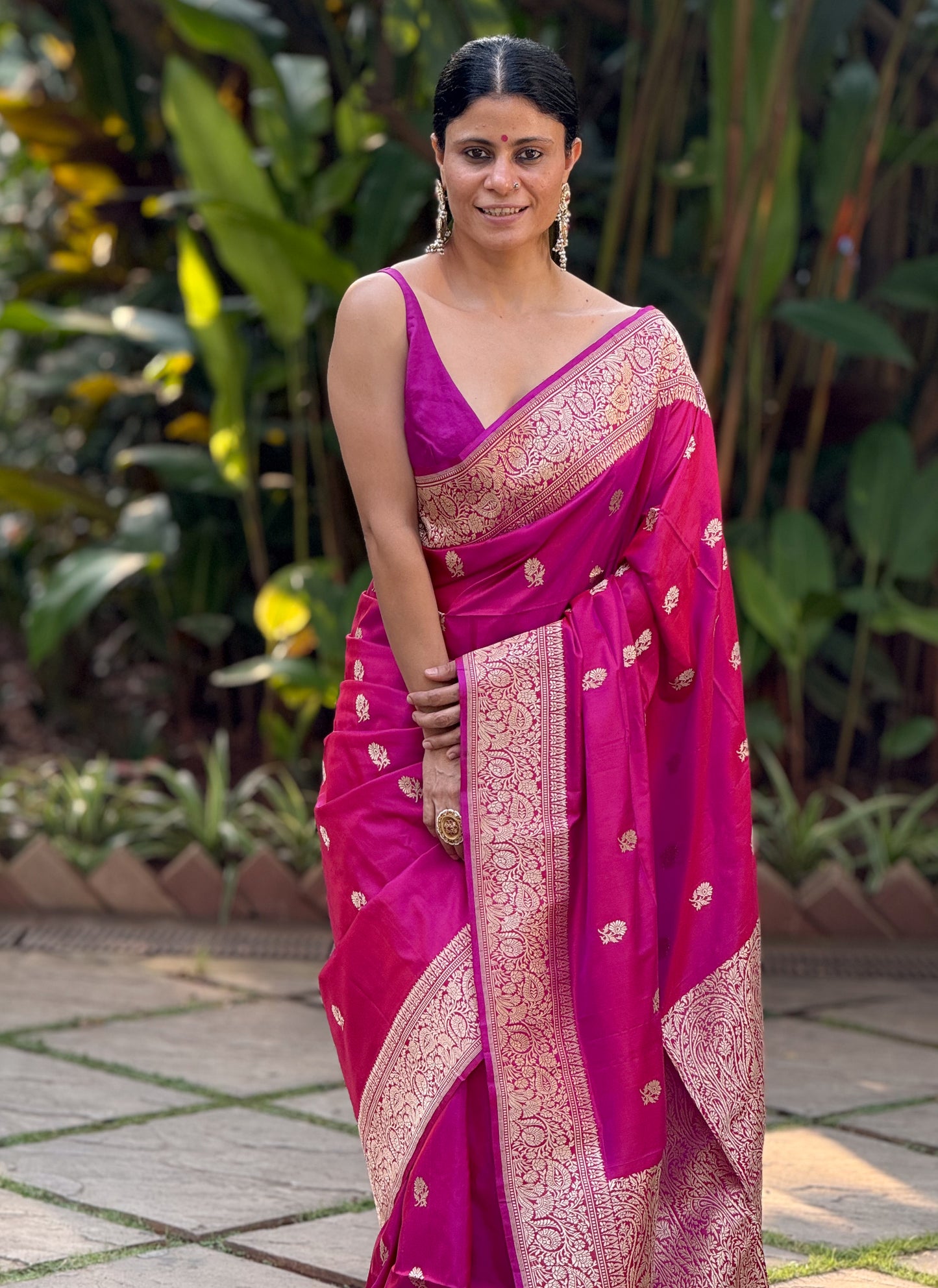 Magenta  Colour Handwoven Kadwa Katan Silk Banarasi Saree