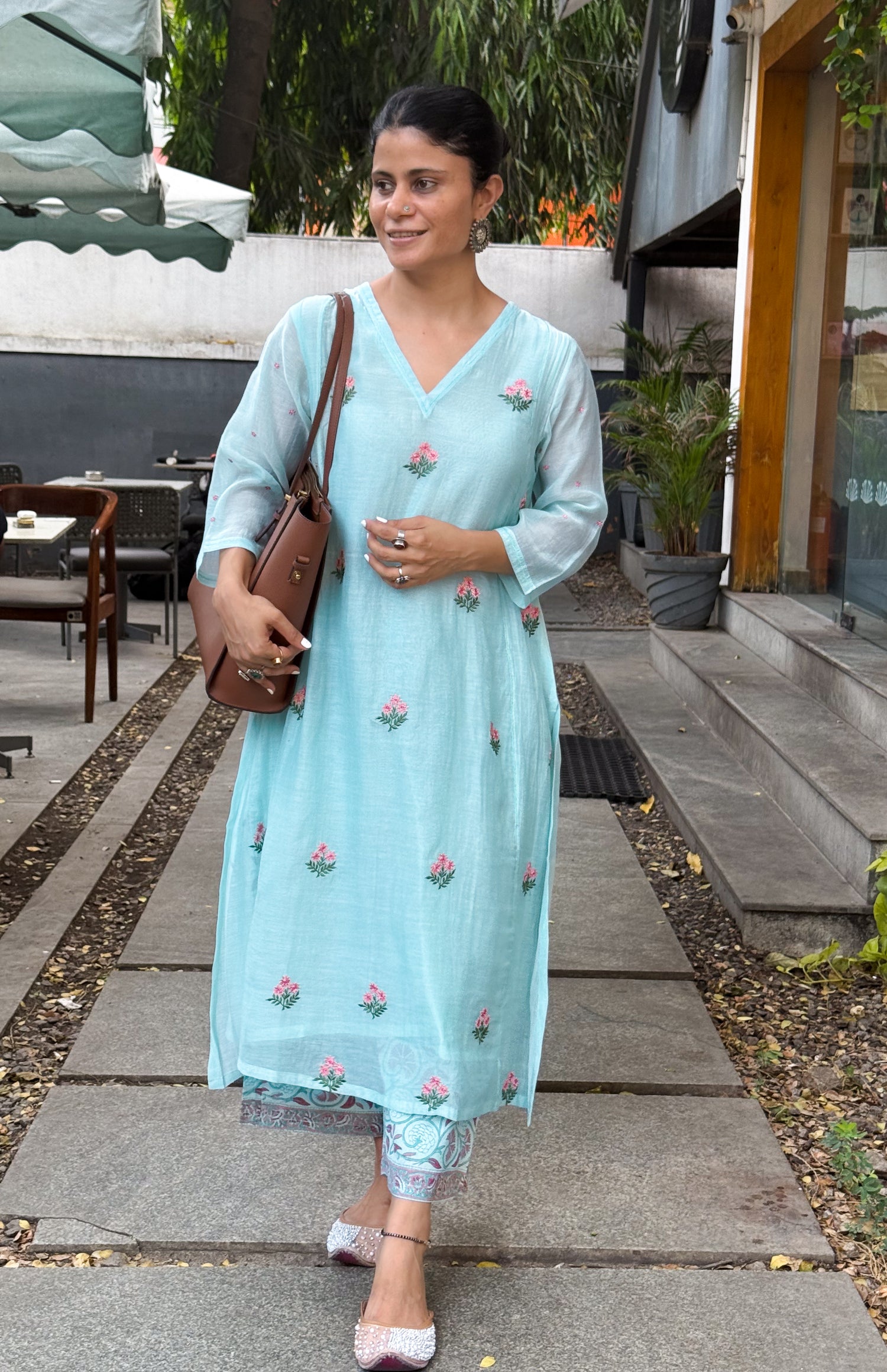 Embroidered Chanderi Silk Kurta With Lining