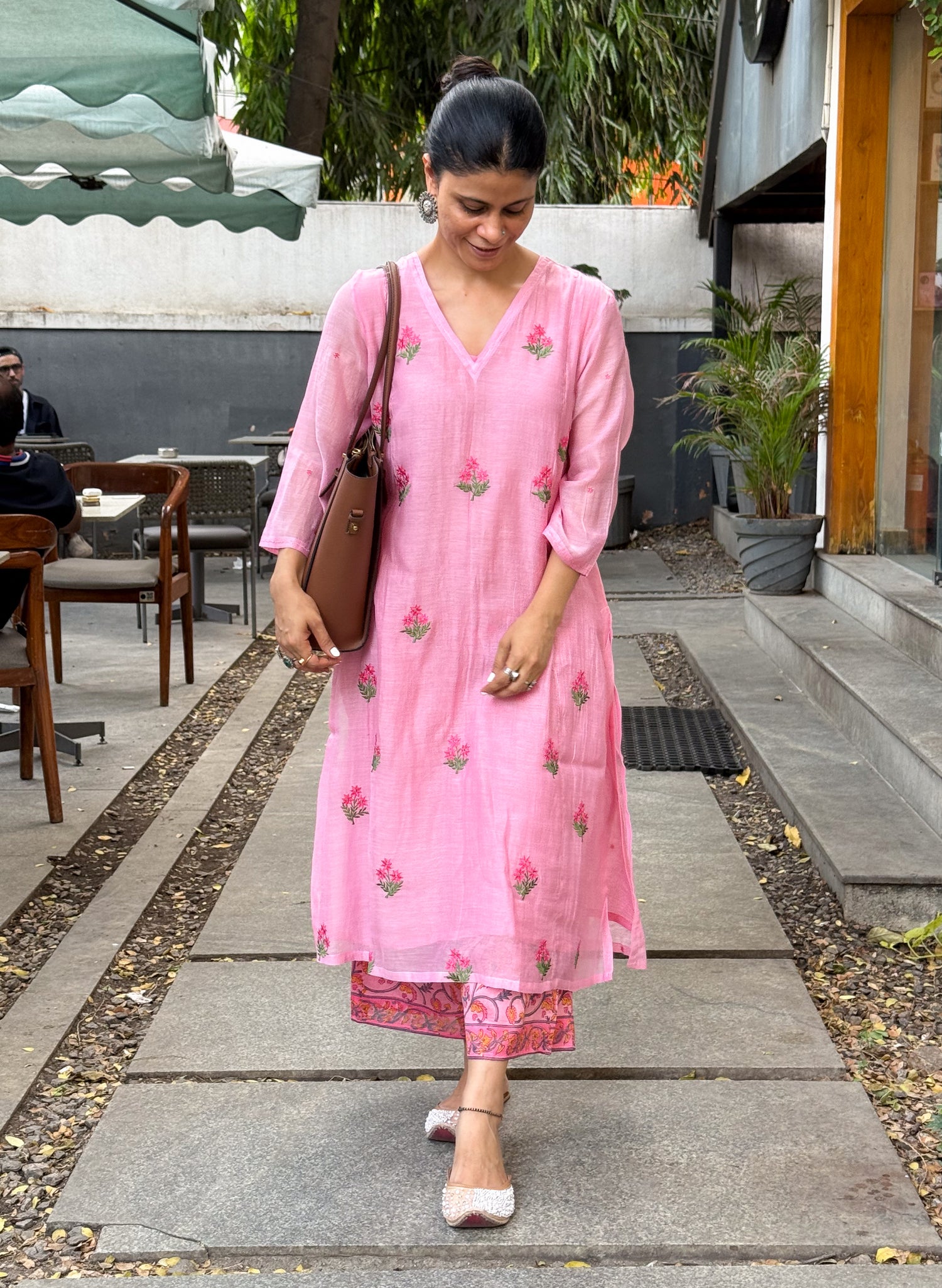Embroidered Chanderi Silk Kurta With Lining