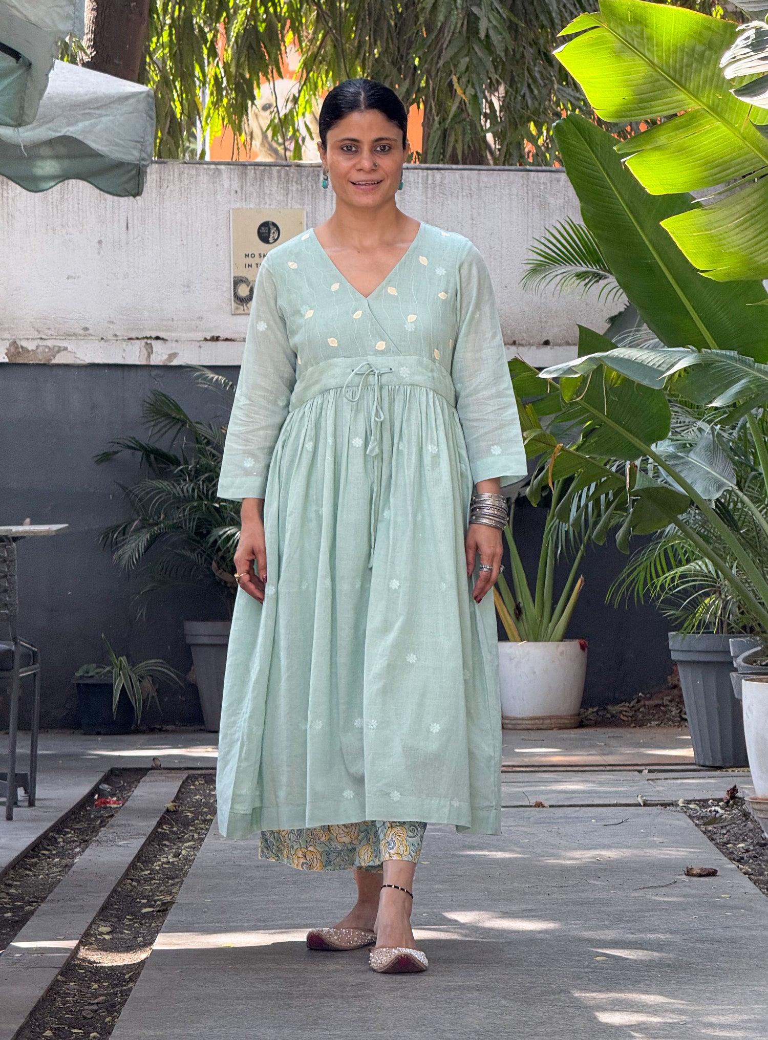 Handspun Handwoven Jamdani Kurta With Hand Embroidered.