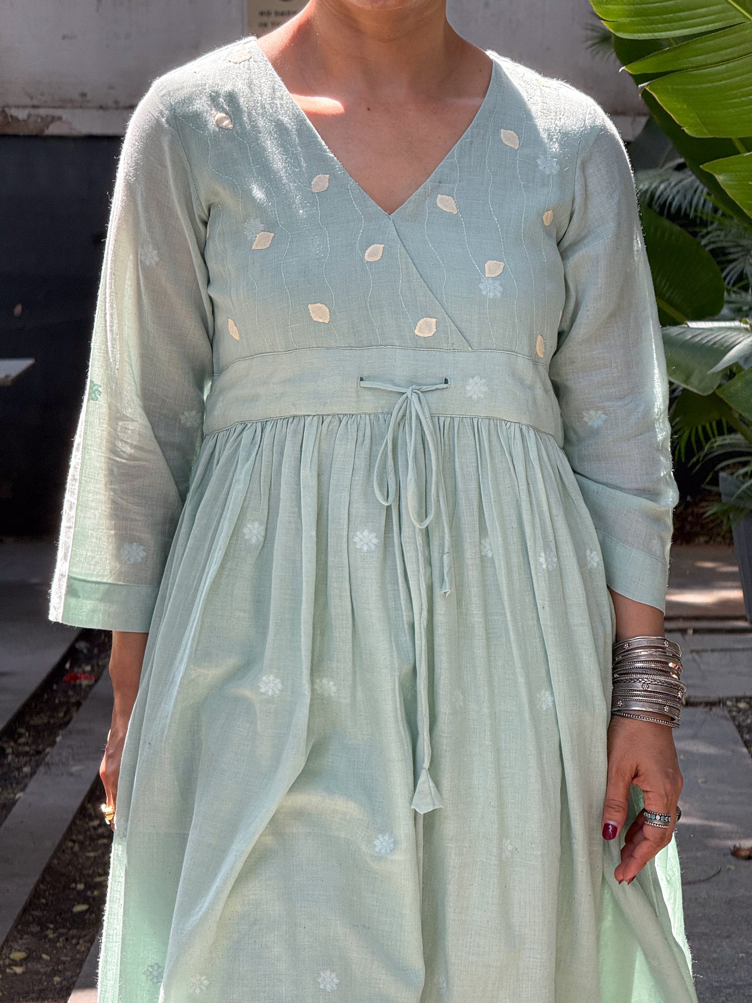 Handspun Handwoven Jamdani Kurta With Hand Embroidered.