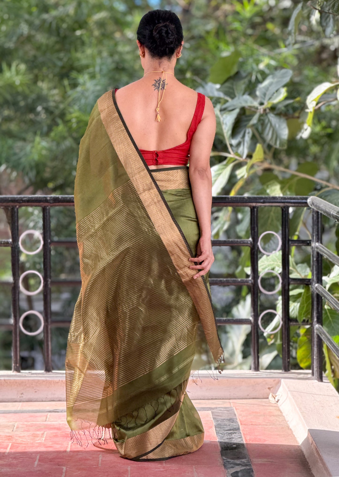 Handloom Maheshwari Resham Silk Saree .
