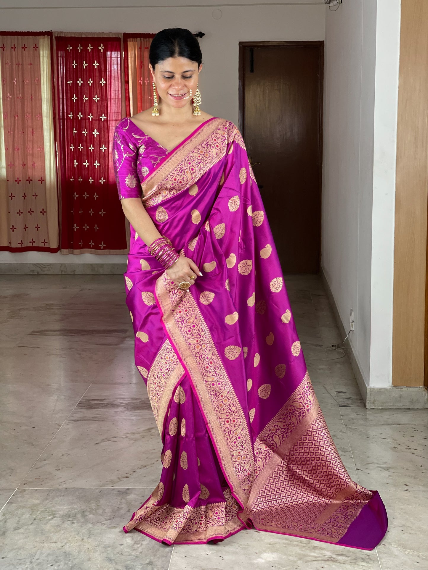 Magenta Colour Handwoven Kadwa Meenakari Katan Silk Banarasi Saree