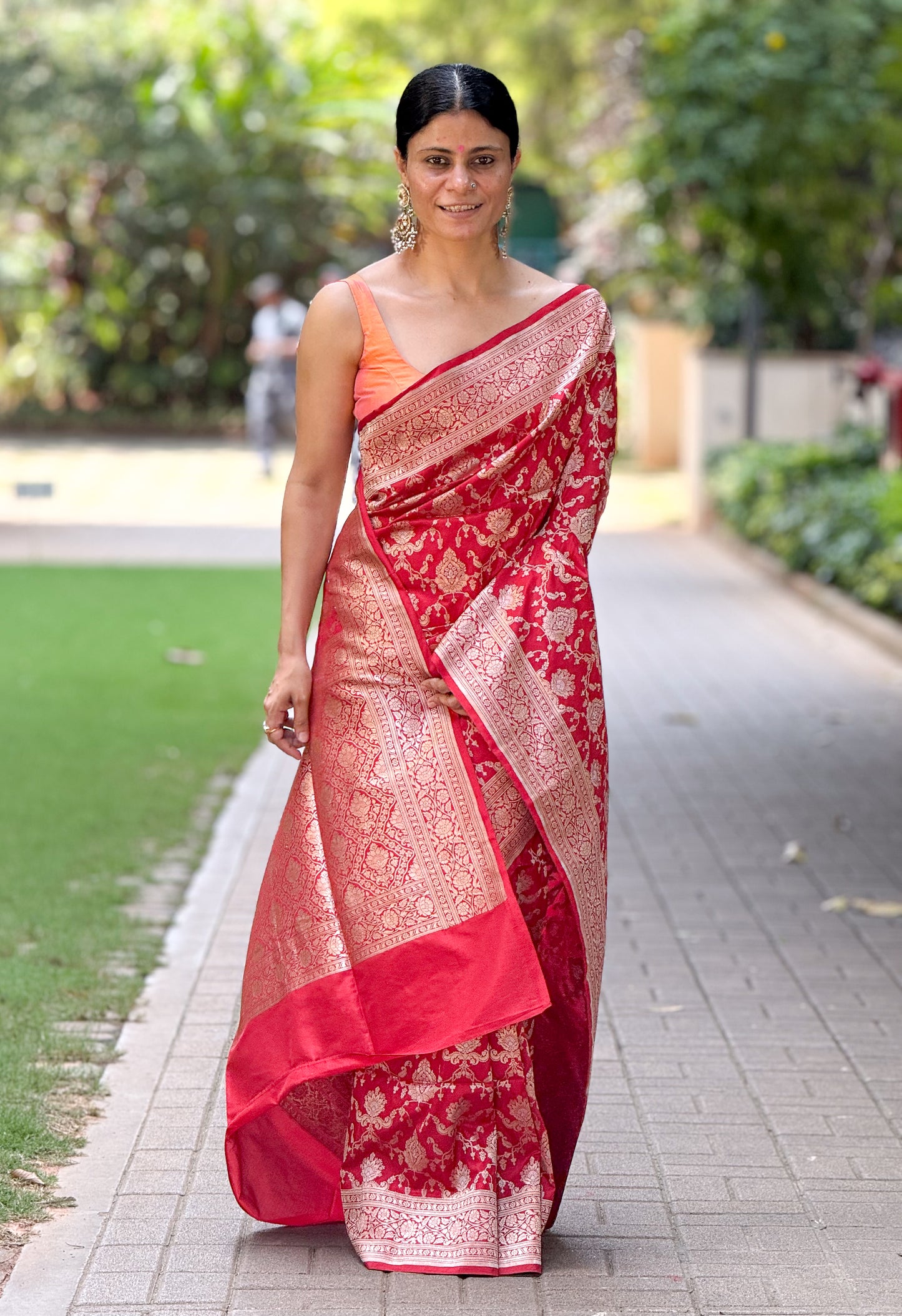 Deep Red Colour Pure  Meenakari /Silver Alfi Jangle Weaving Handloom Katan Mulbery Silk Saree