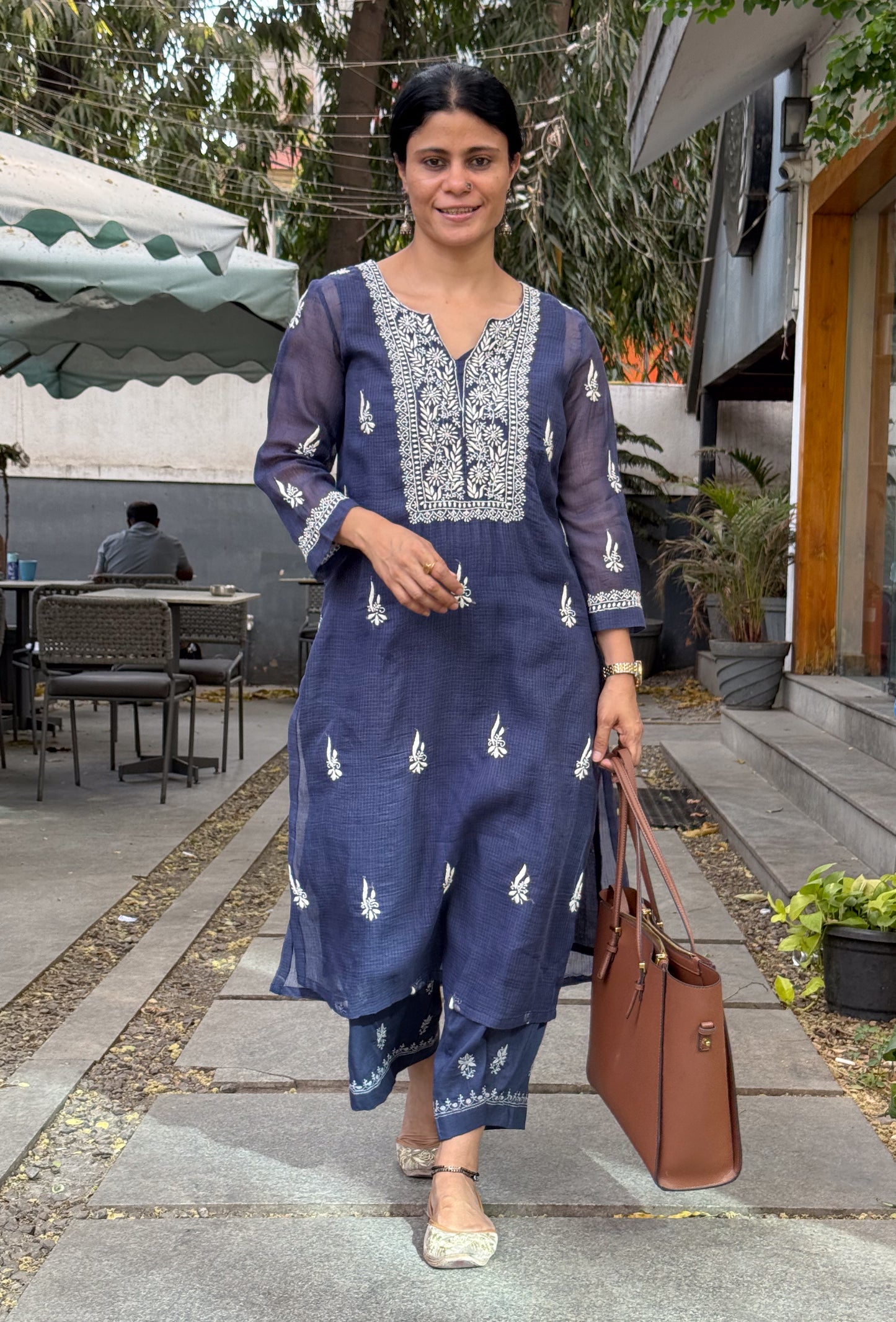 Handloom And Handembroidered Chikankari Kota Doria Kurta