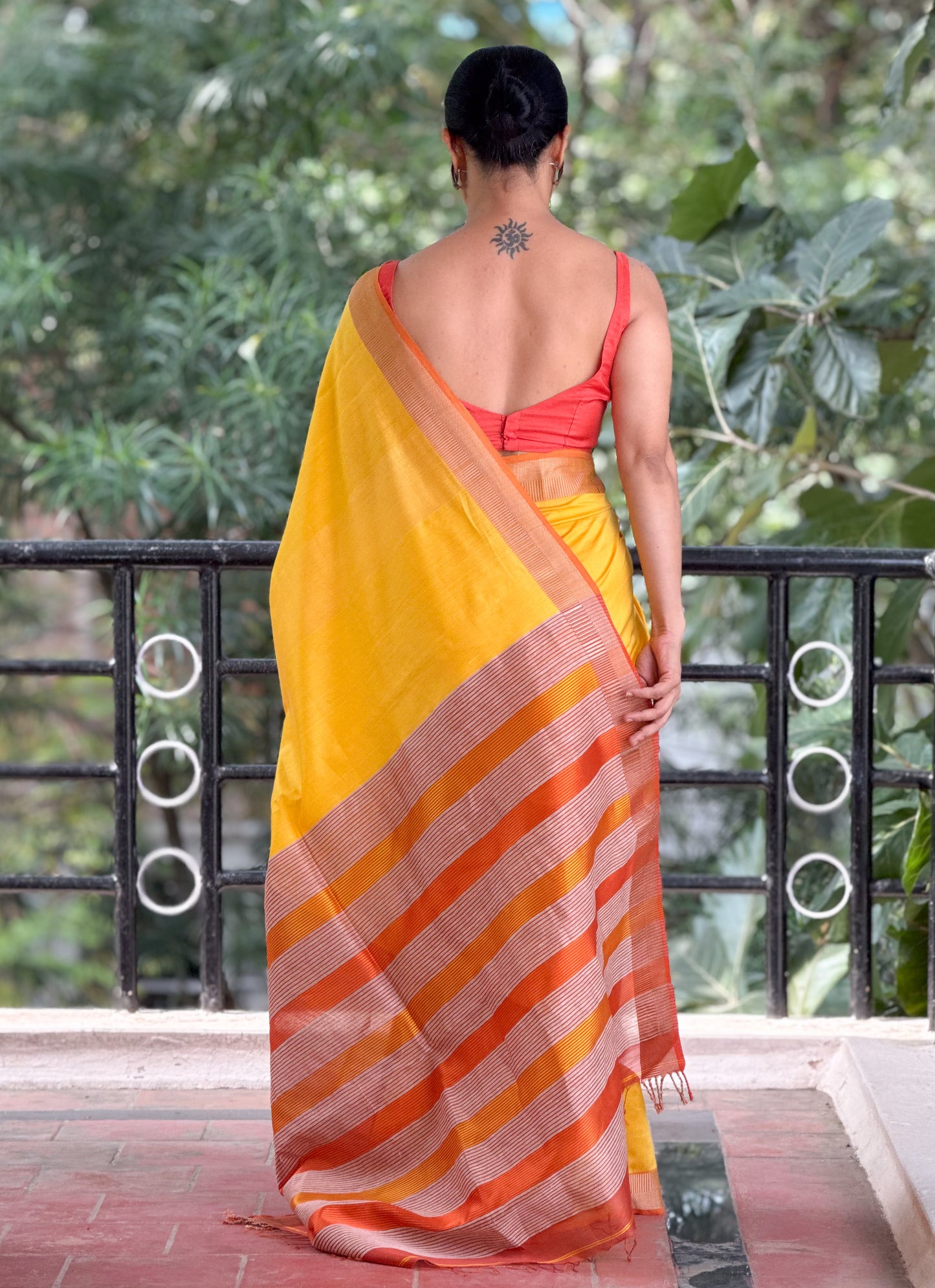 Handloom Maheshwari Cotton Silk Saree .