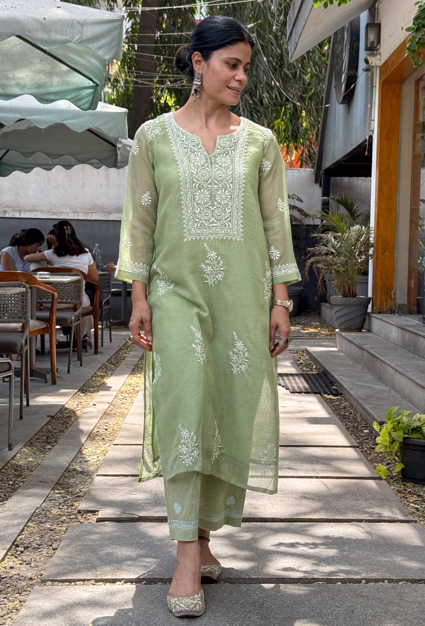 Handloom And Handembroidered Chikankari Kota Doria  Kurta