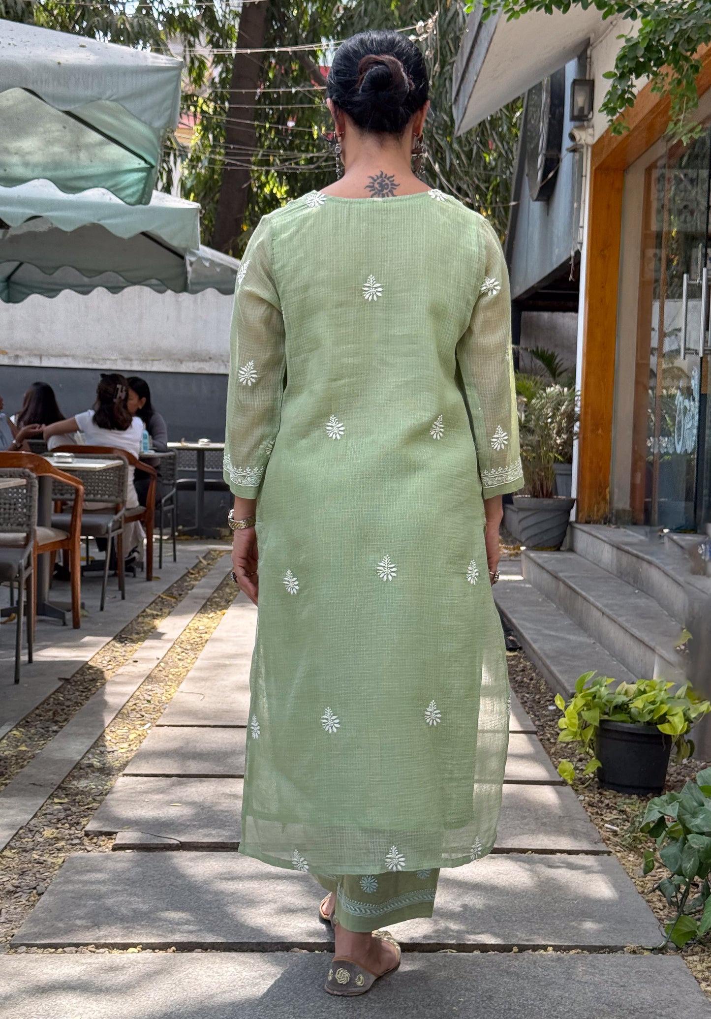 Handloom And Handembroidered Chikankari Kota Doria  Kurta