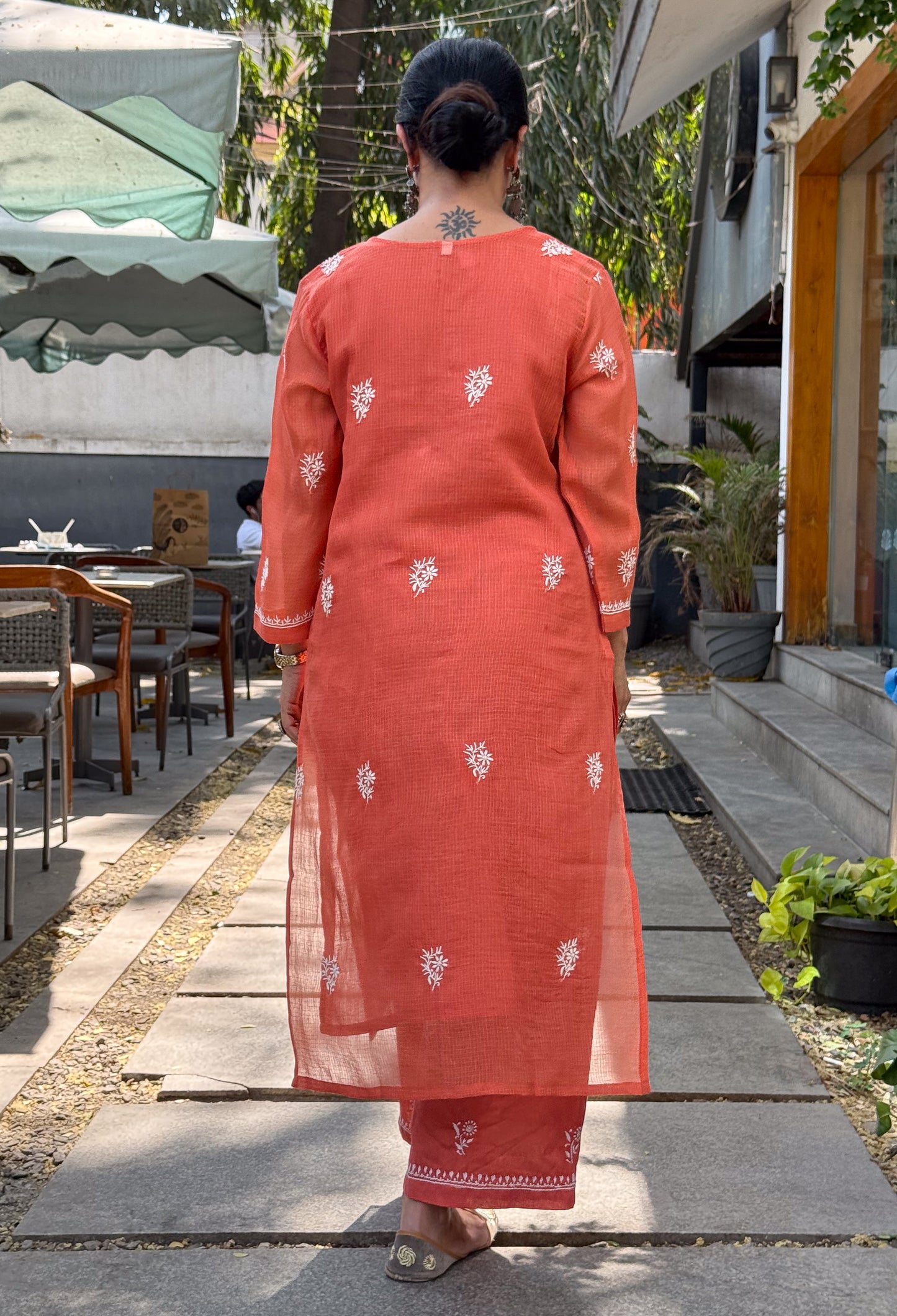 Handloom And Handembroidered Chikankari Kota Doria  Kurta
