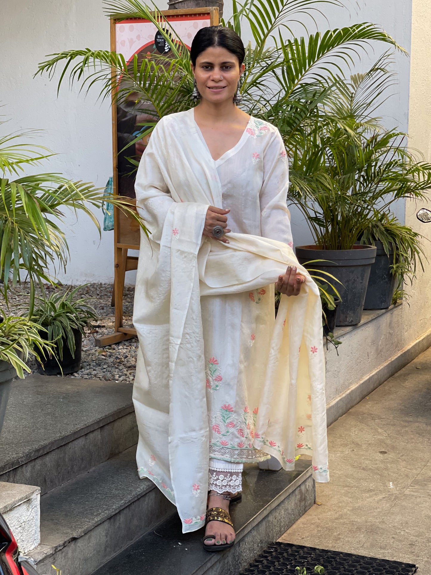 Hand Embroidered  Chikankari  Tussar silk Kurta With  Dupatta
