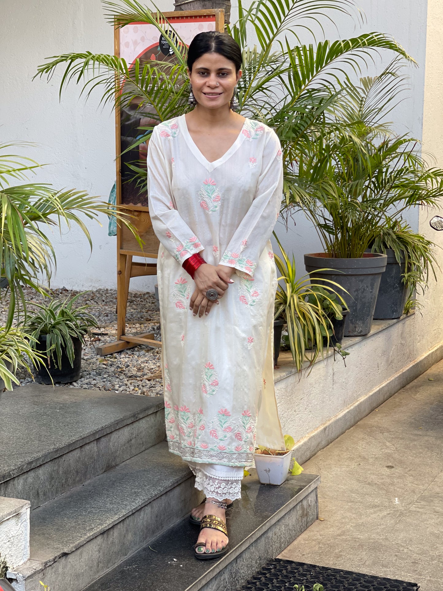 Hand Embroidered  Chikankari  Tussar silk Kurta With  Dupatta