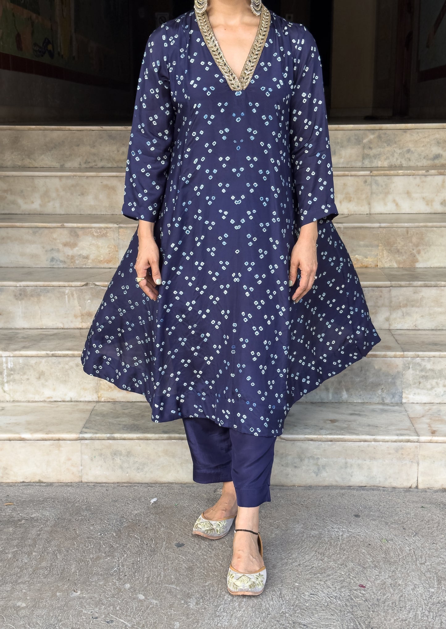 Handmade & Handembroidered Bandhini Silk Kurta set