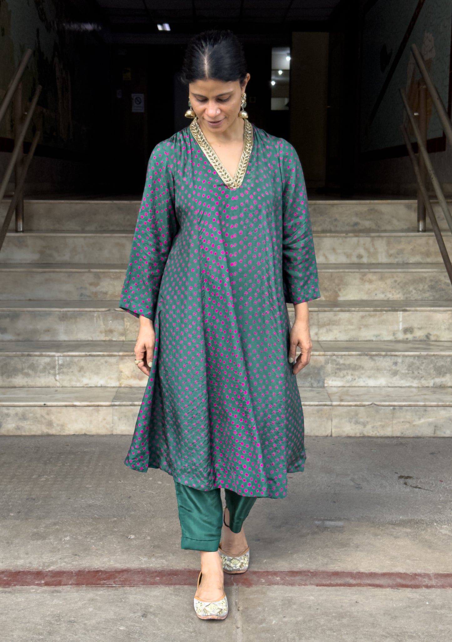 Handmade & Handembroidered Bandhini Silk Kurta set
