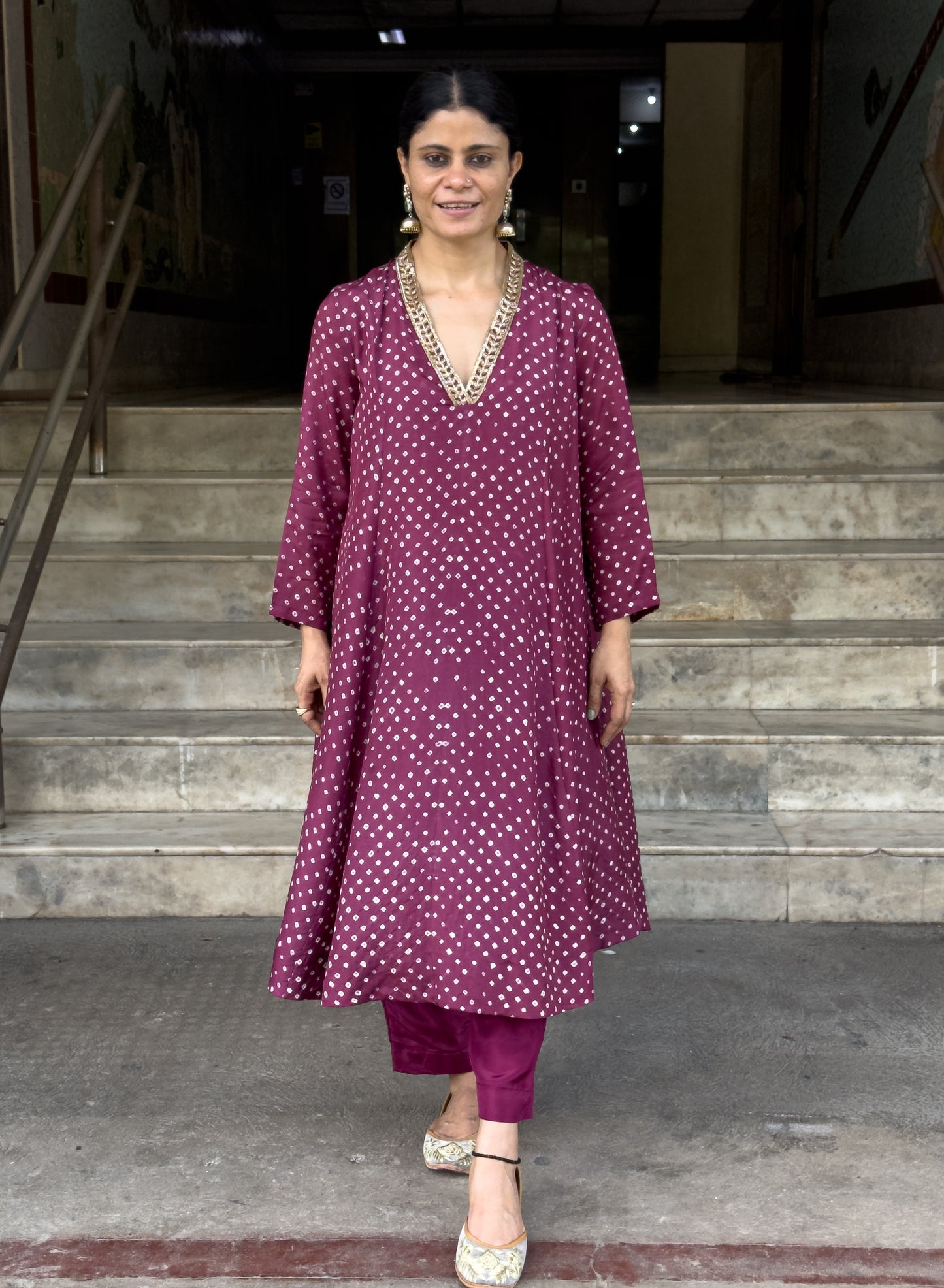 Handmade & Handembroidered Bandhini Silk Kurta set