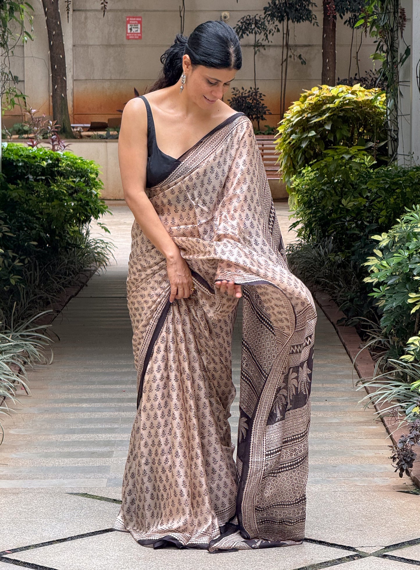 Handloom Kota Silk With Handblock Bagh Printed.