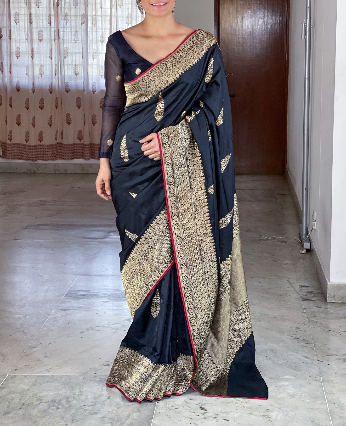 Black Colour Handwoven Kadwa Katan Silk Banarasi Saree
