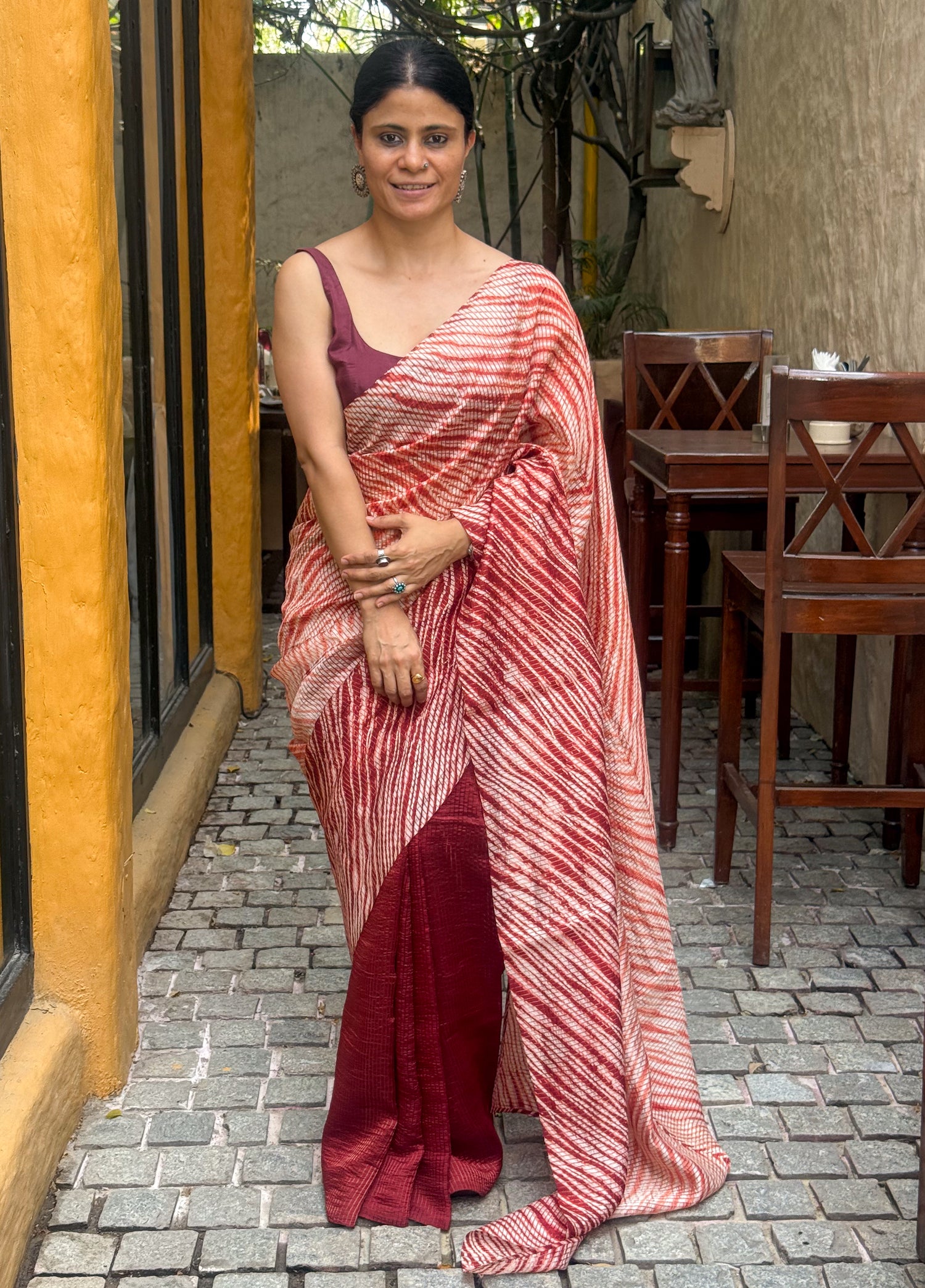 Handloom Mettalic  Silk Saree In Arashi Shibori In Natural Dyed.
