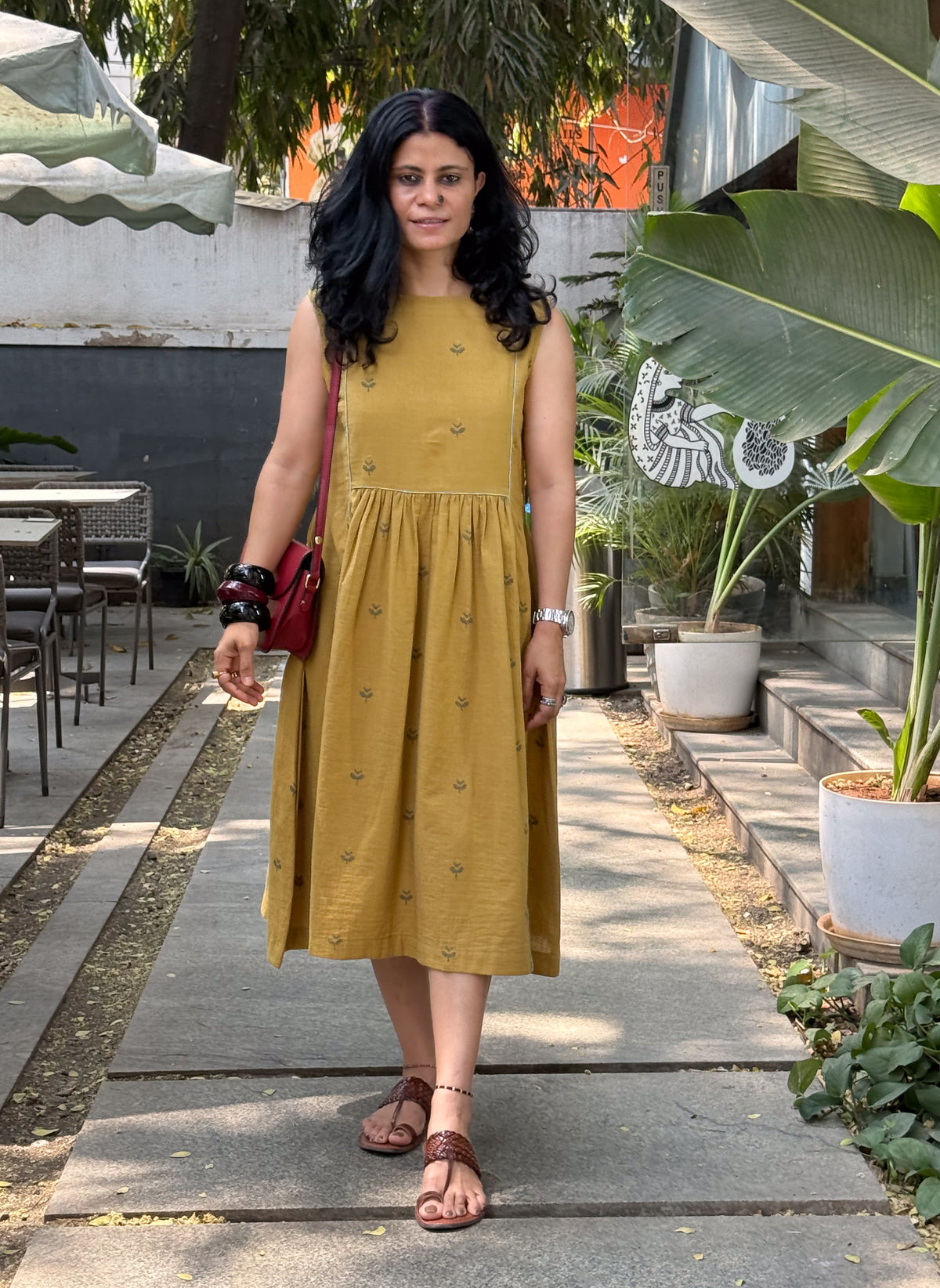 Handwoven Jamdani Kalidar Dress With Lining.