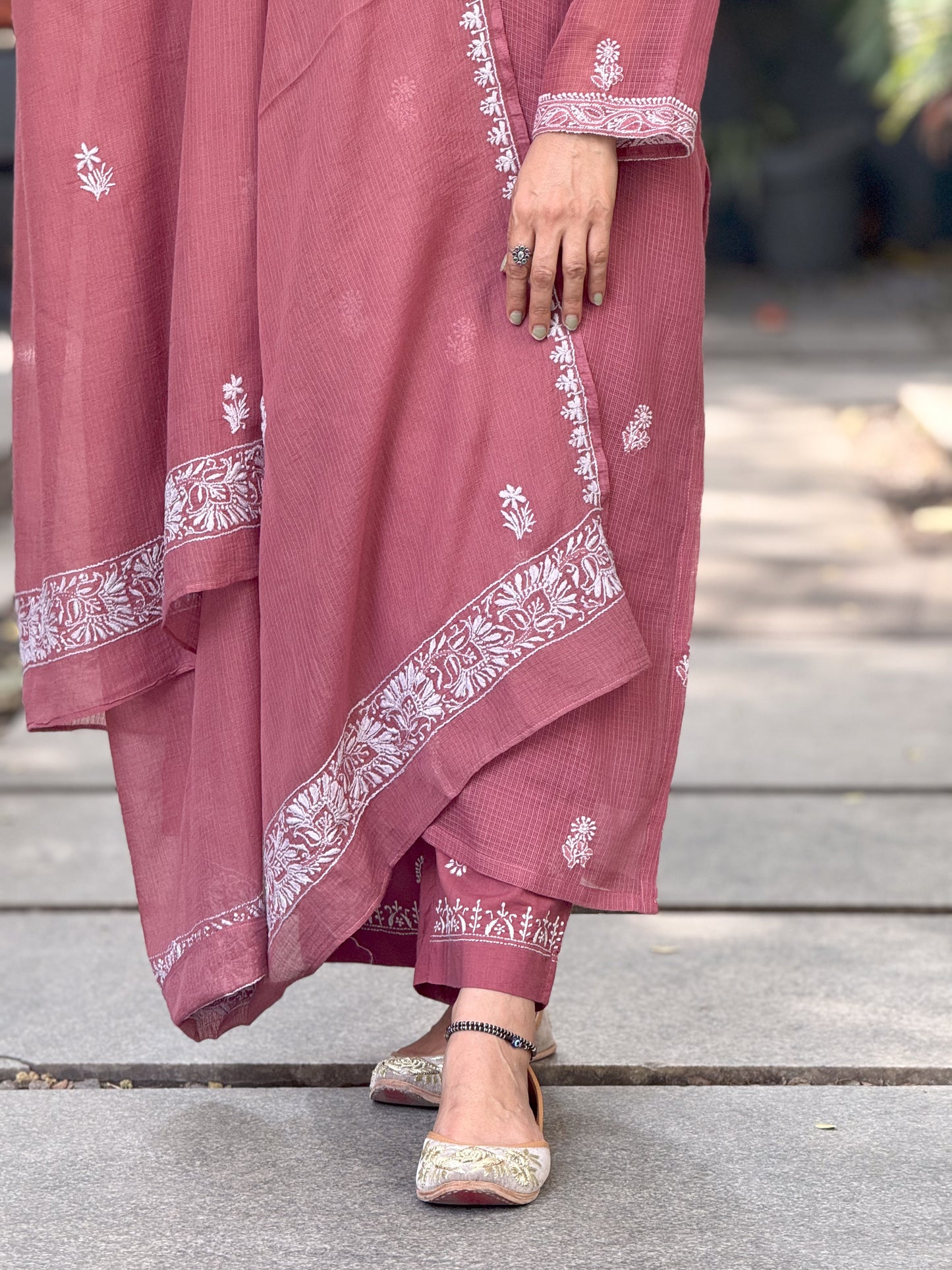 Handembroidered Chikankari cotton pant