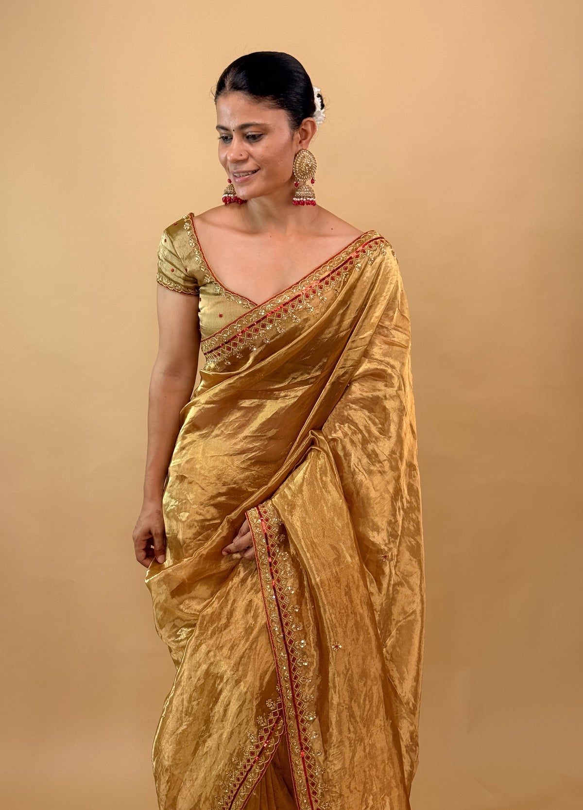 Zardozi & Beads Hand Embroidered Handloom Tissue Silk Saree.