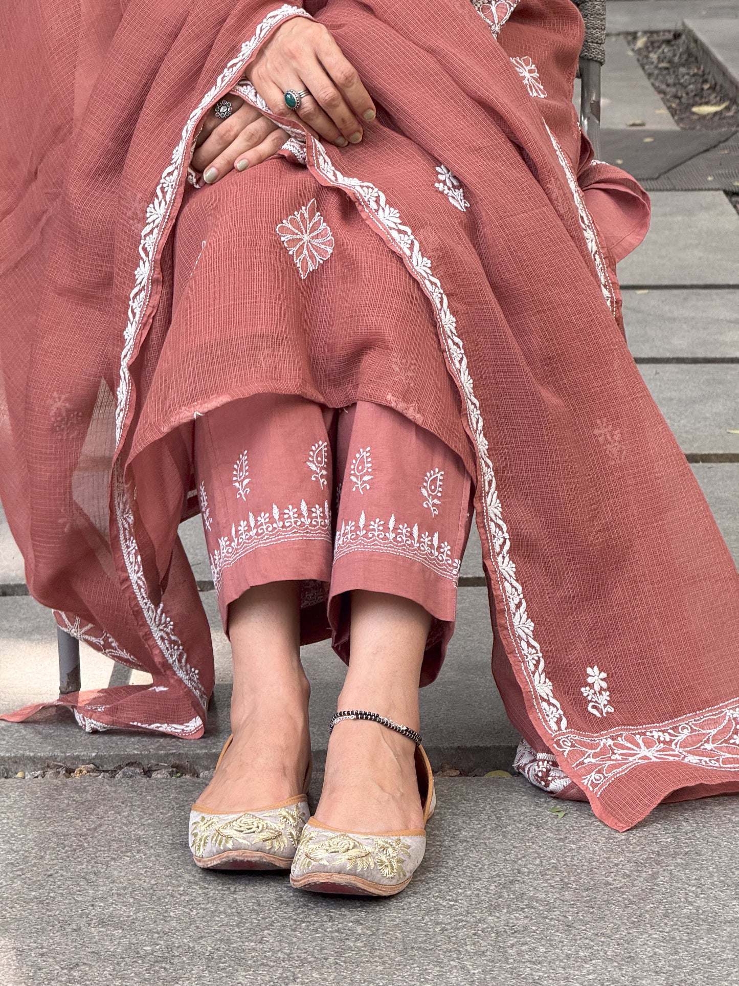 Handembroidered Chikankari Kota Doria dupatta