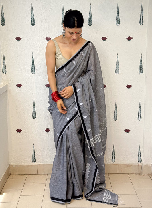 Handloom Mulmul Cotton Jamdani Saree