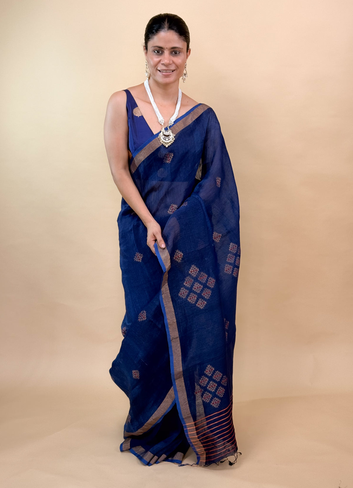 Handwoven Jamdani Silk Saree with Zari Motifs