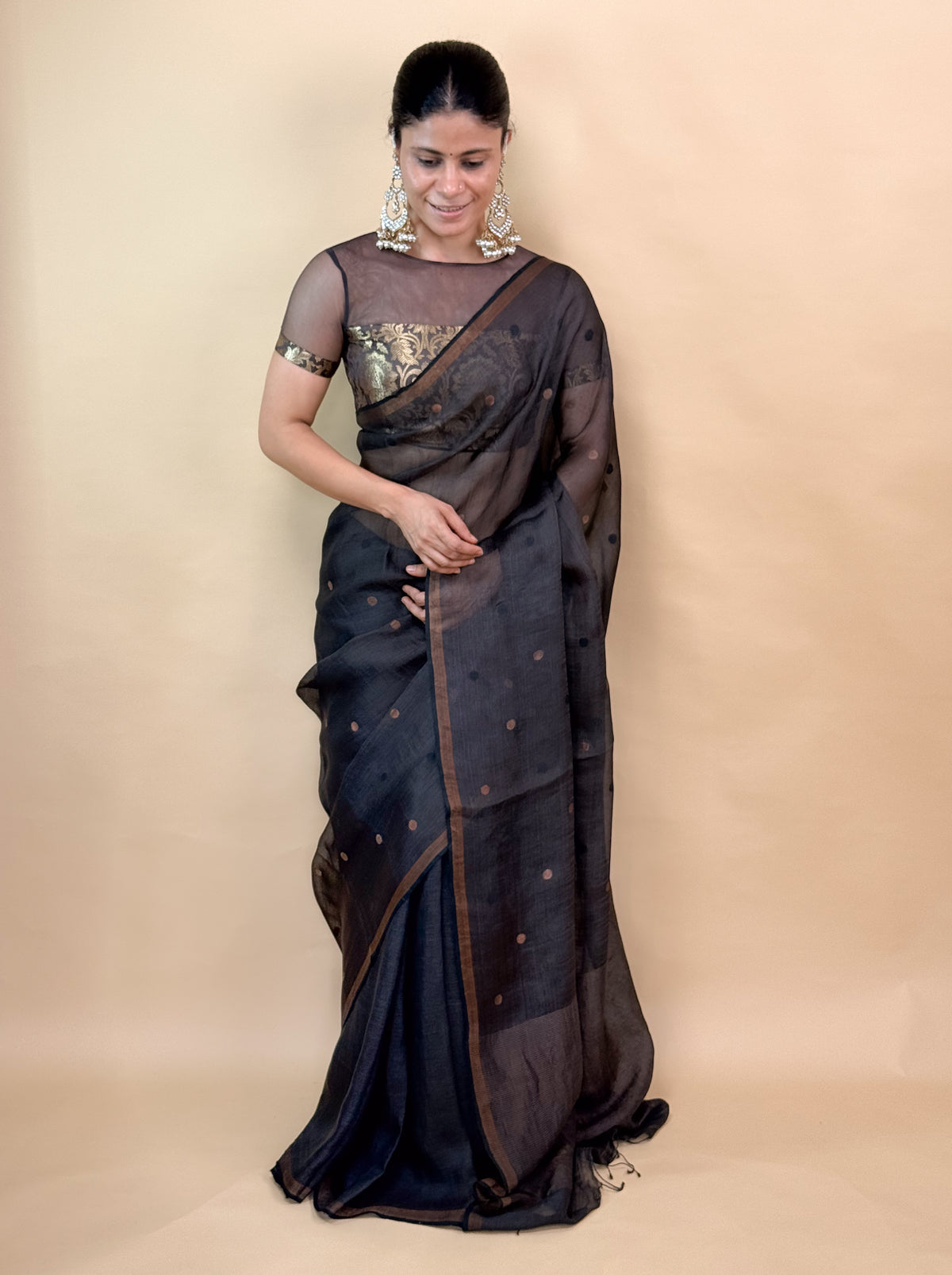 Handwoven Linen Silk Saree with Tissue Silk Pallu