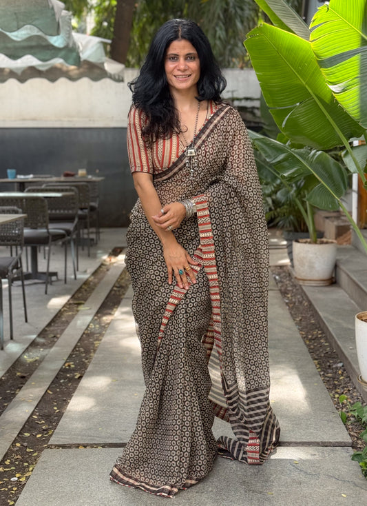 Handmade Natural Dyed Handblock Bagru / Dabu Printed Kota Doria Saree With Dabu Patch Border.