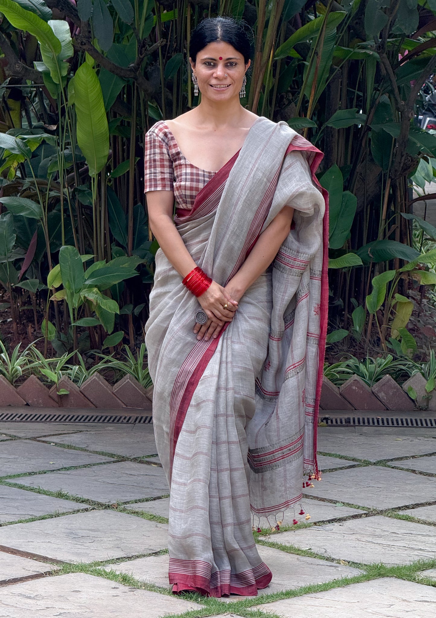 Handloom Linen Jamdani Saree