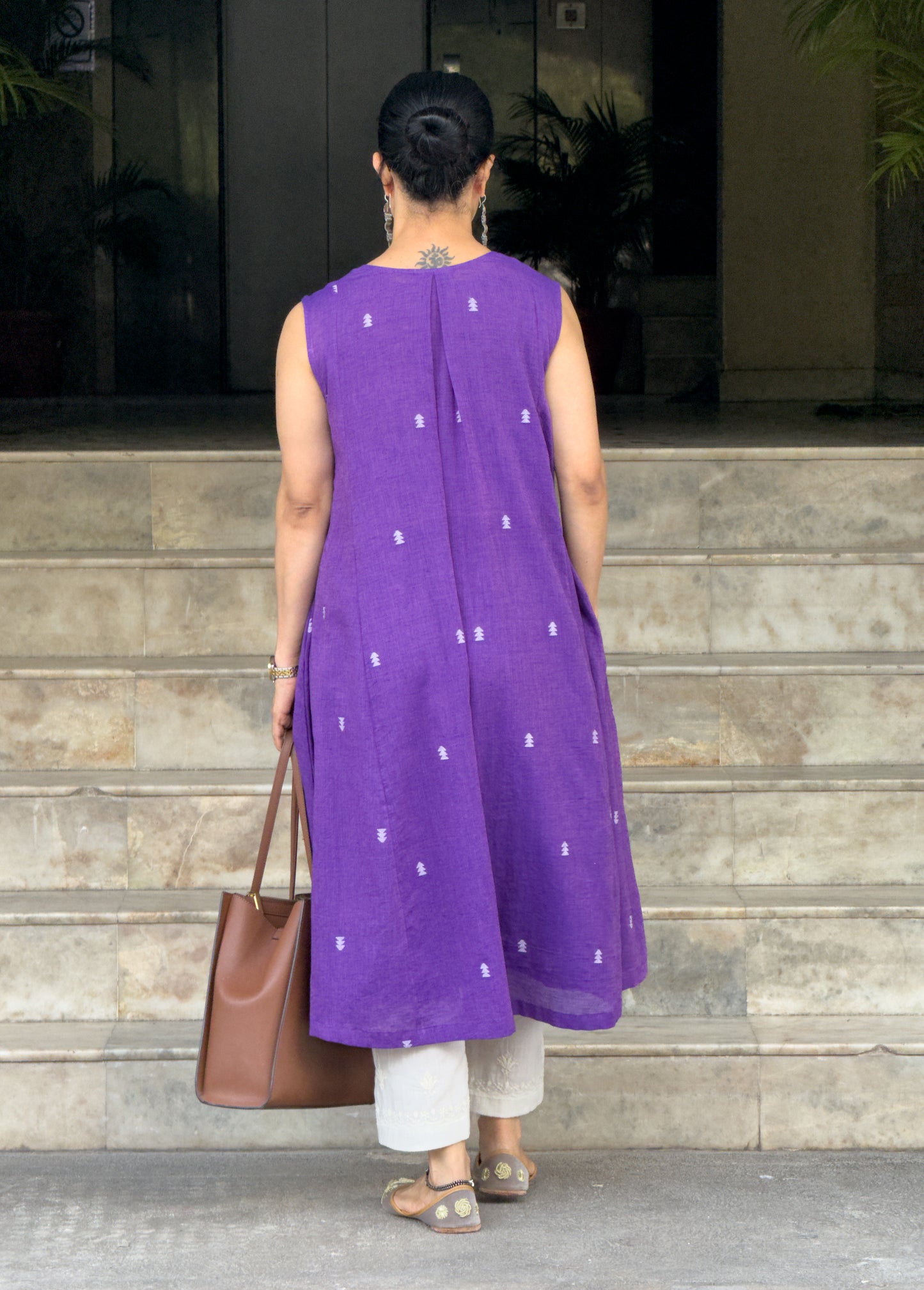 Handwoven Jamdani  Muslin Kalidar Kurta With Lining