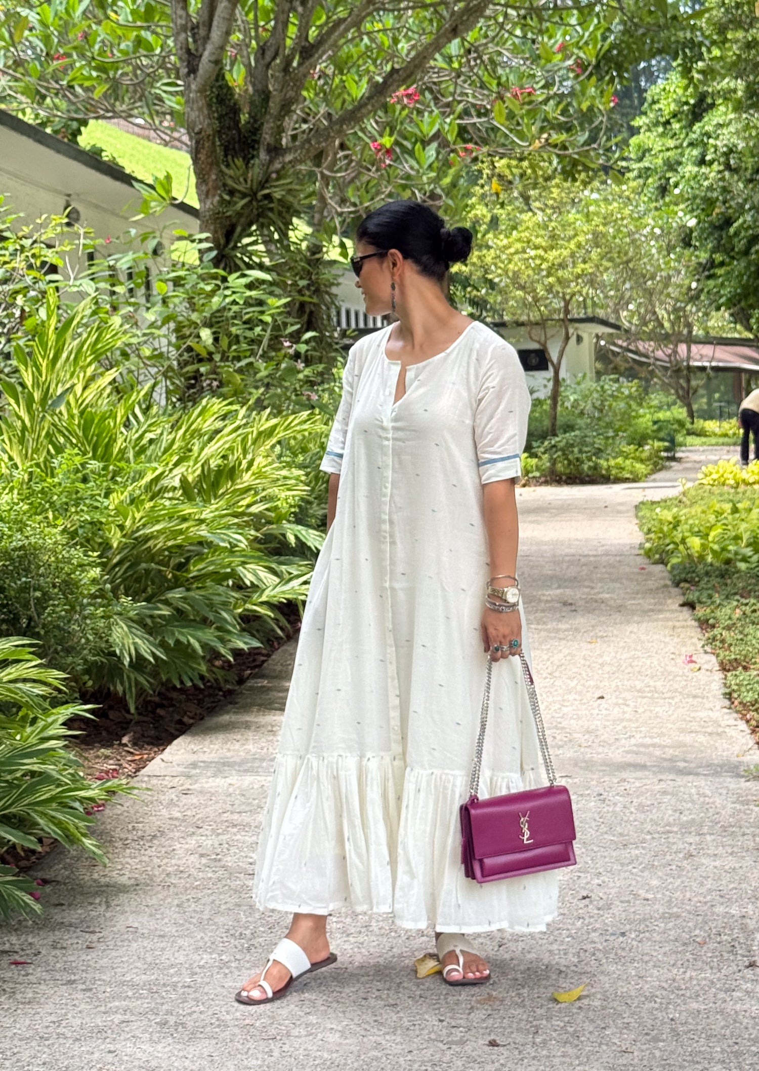 Handwoven Jamdani Semi Kalidar Dress With  Soft Separate Mull Cotton Lining.