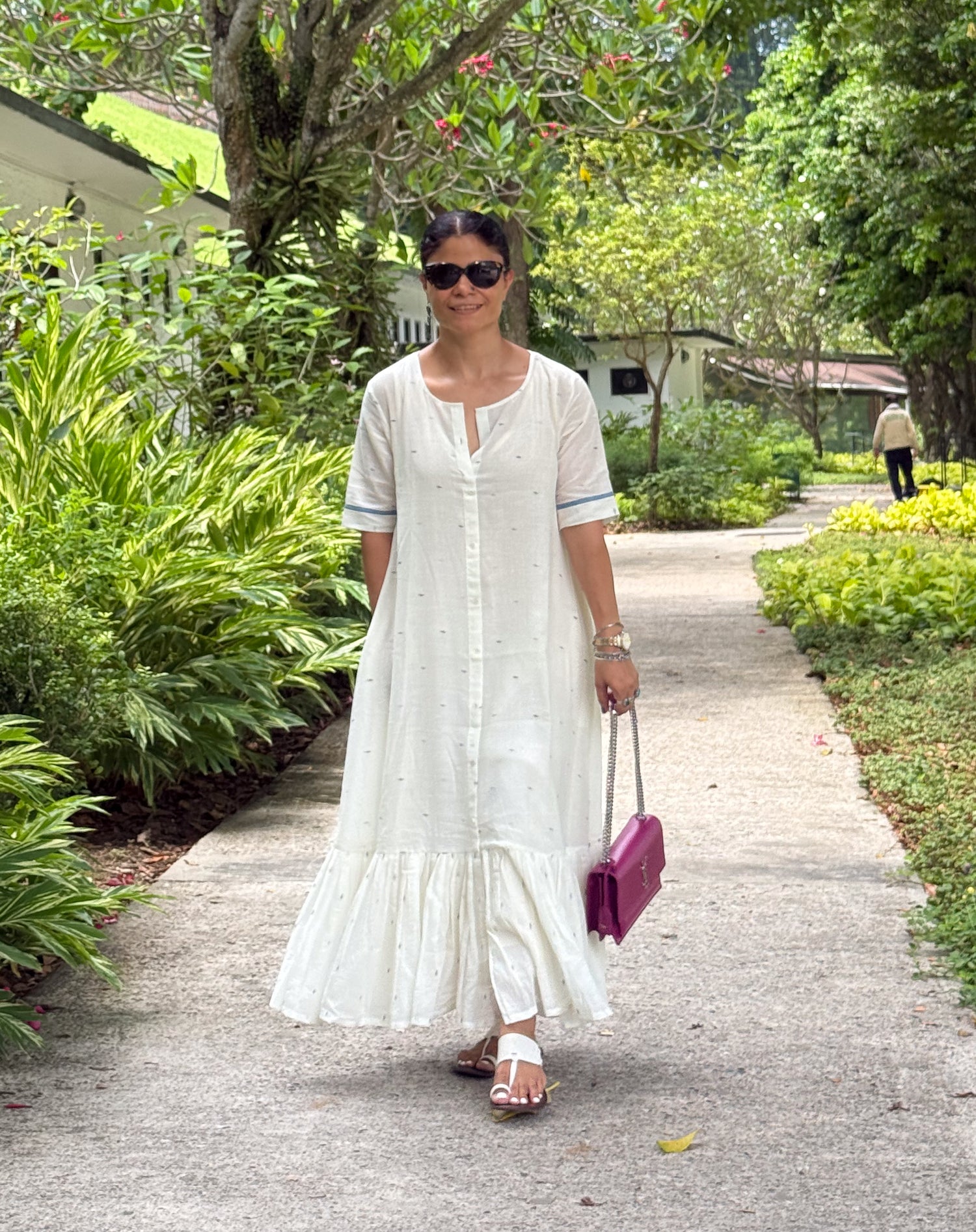 Handwoven Jamdani Semi Kalidar Dress With  Soft Separate Mull Cotton Lining.
