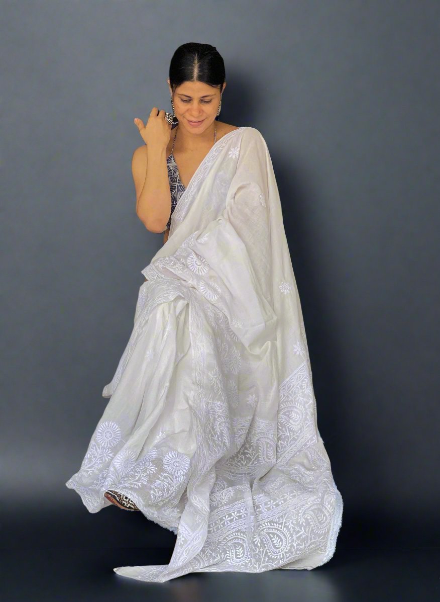 Handloom &  Handembroidered  Chikanakri  Pure Mull Cotton Saree