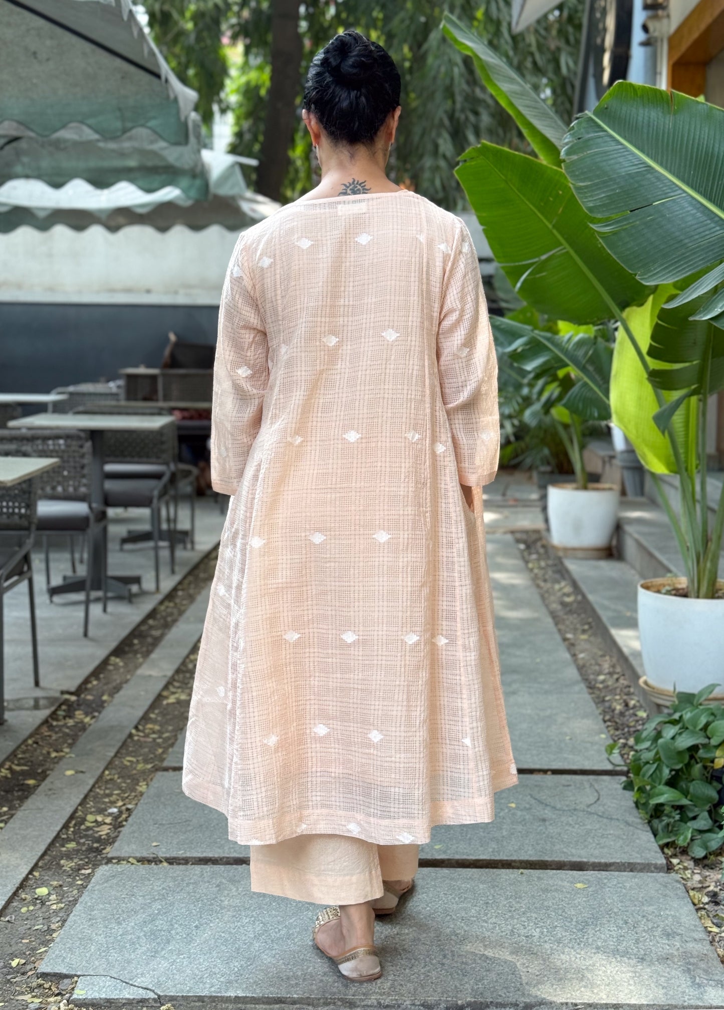 Handwoven Jamdani  Kurta With Lining.